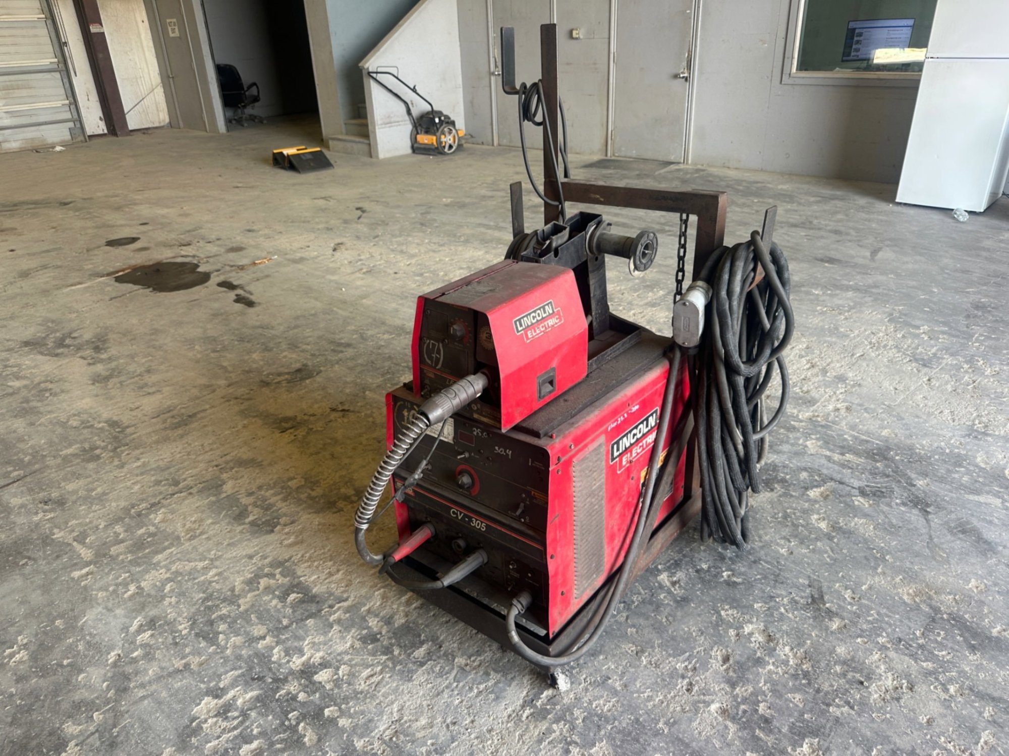 LINCOLN WELDER (A55745)