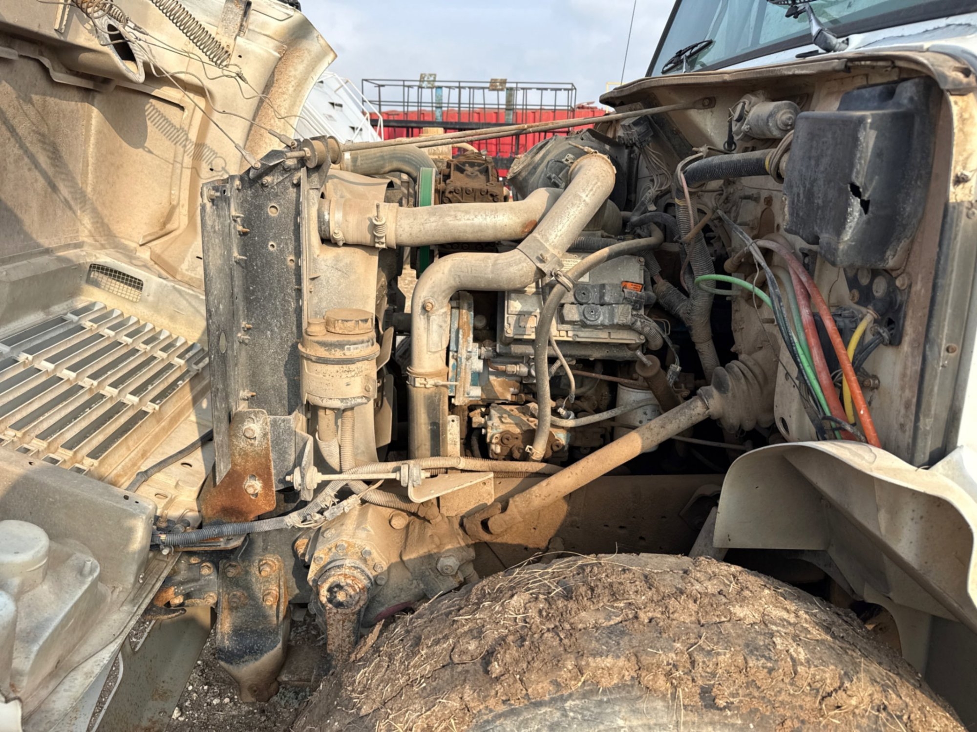 2001 INTERNATIONAL 4900 (A58214)