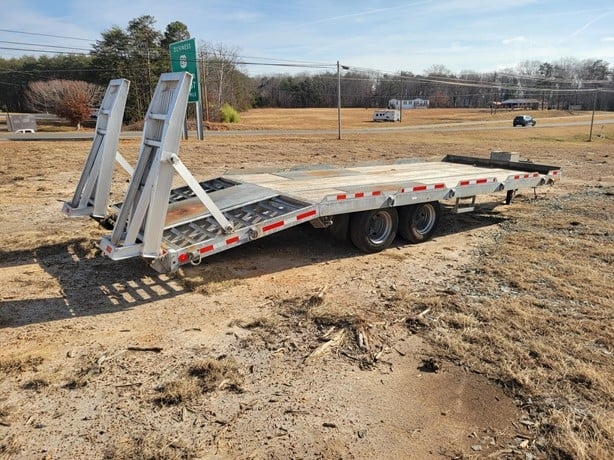 2010 Sauber 25' Tag Trailer (A62613)