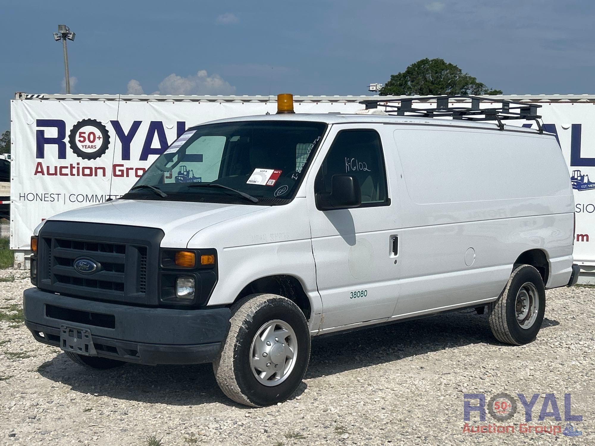 2013 Ford E-250 Animal Control Van (A48081)