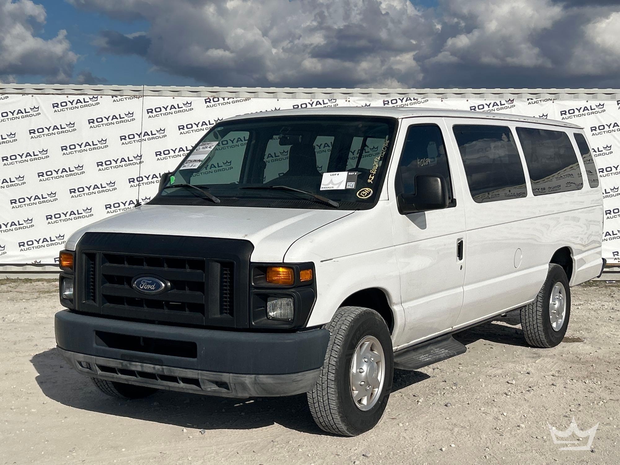 2011 Ford E-350 Passenger Van (A61573)