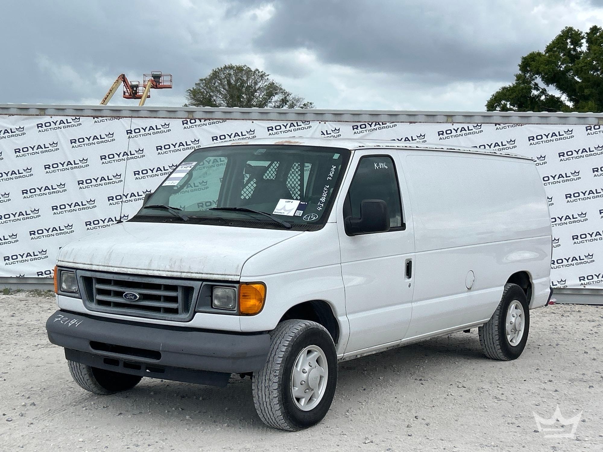 2007 Ford E-150 Cargo Van (A64556)