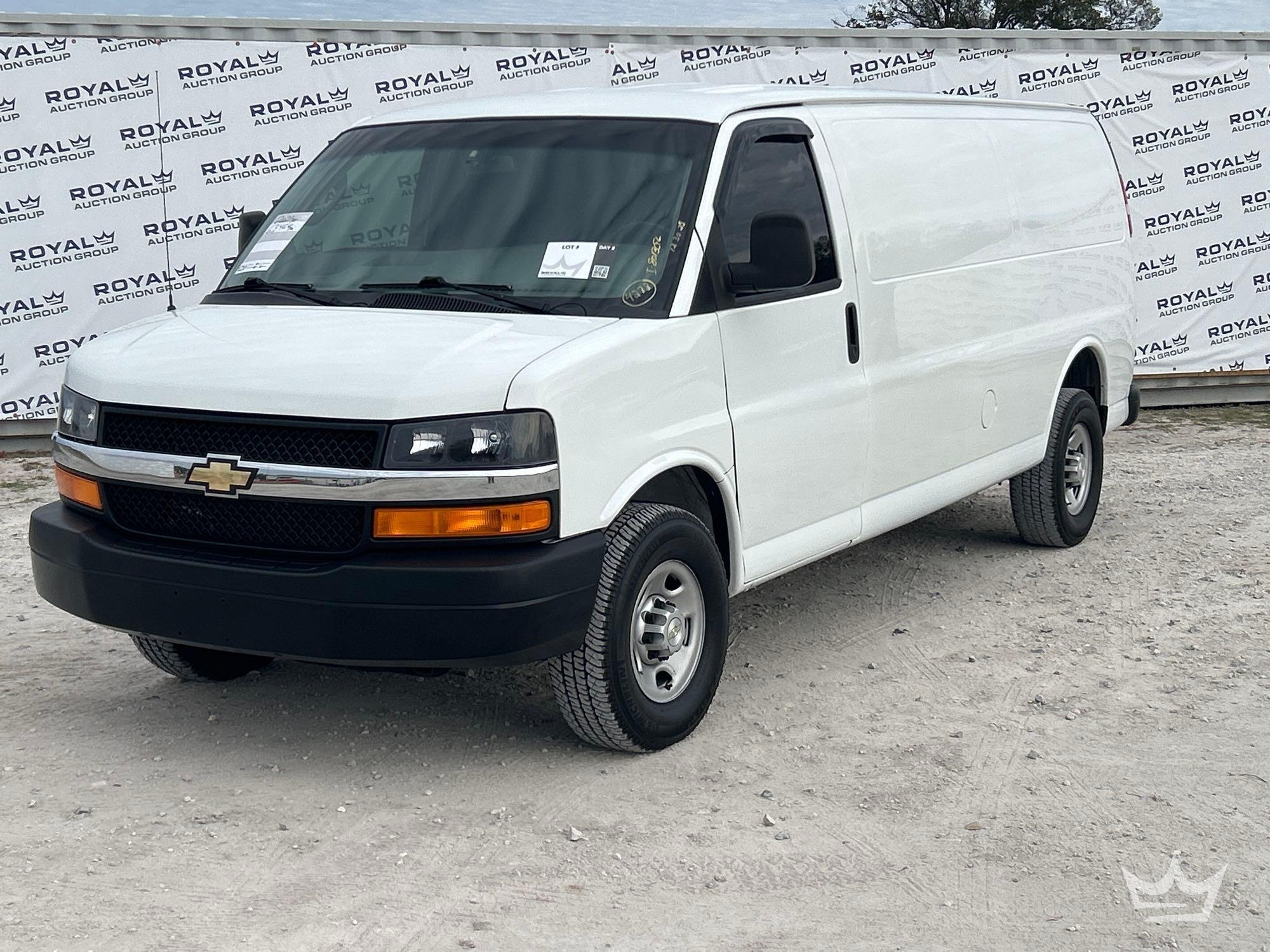 2021 Chevrolet Express Cargo Van (A59230)