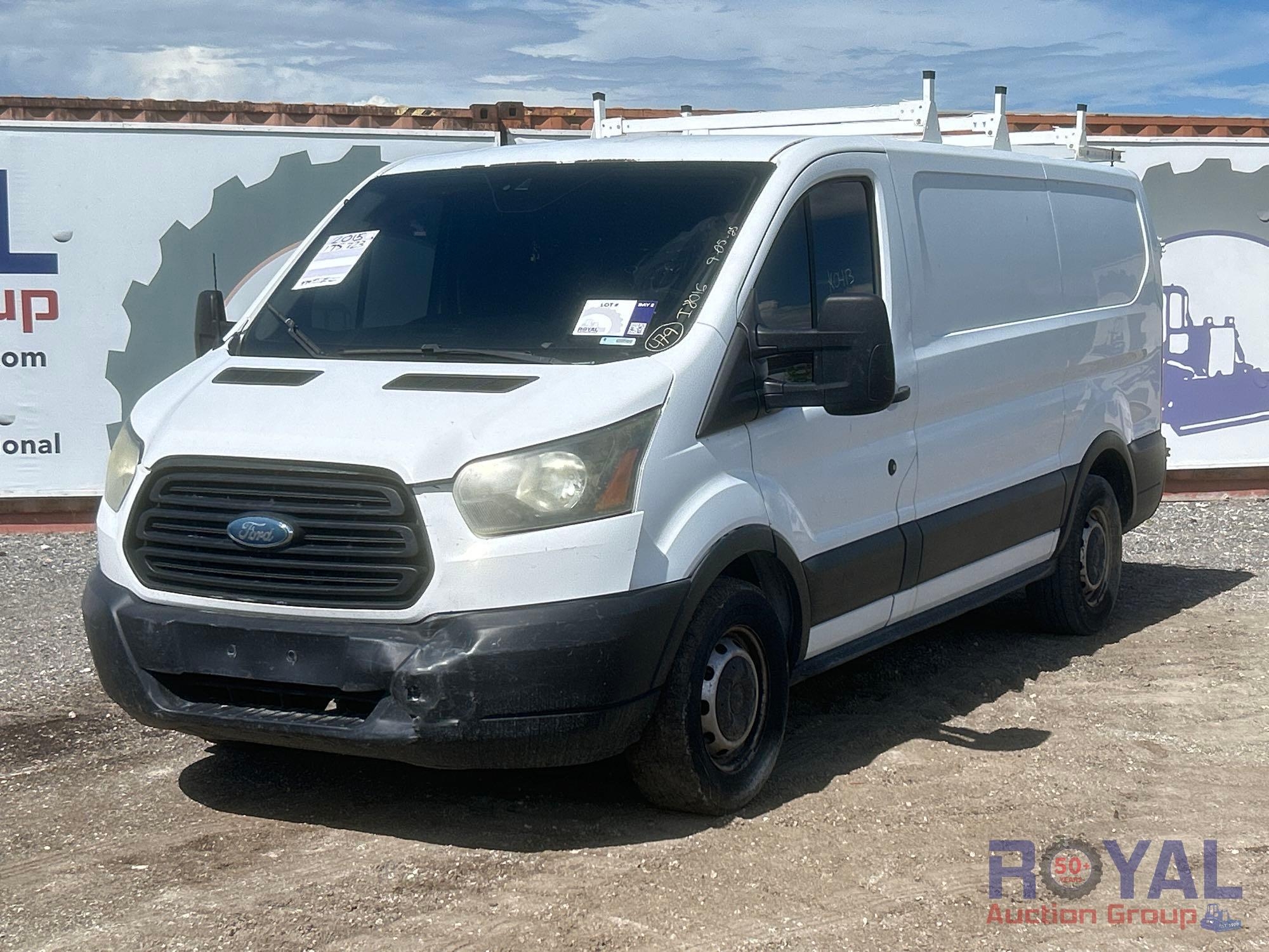 2015 Ford Transit 150 Cargo Van (A53422)