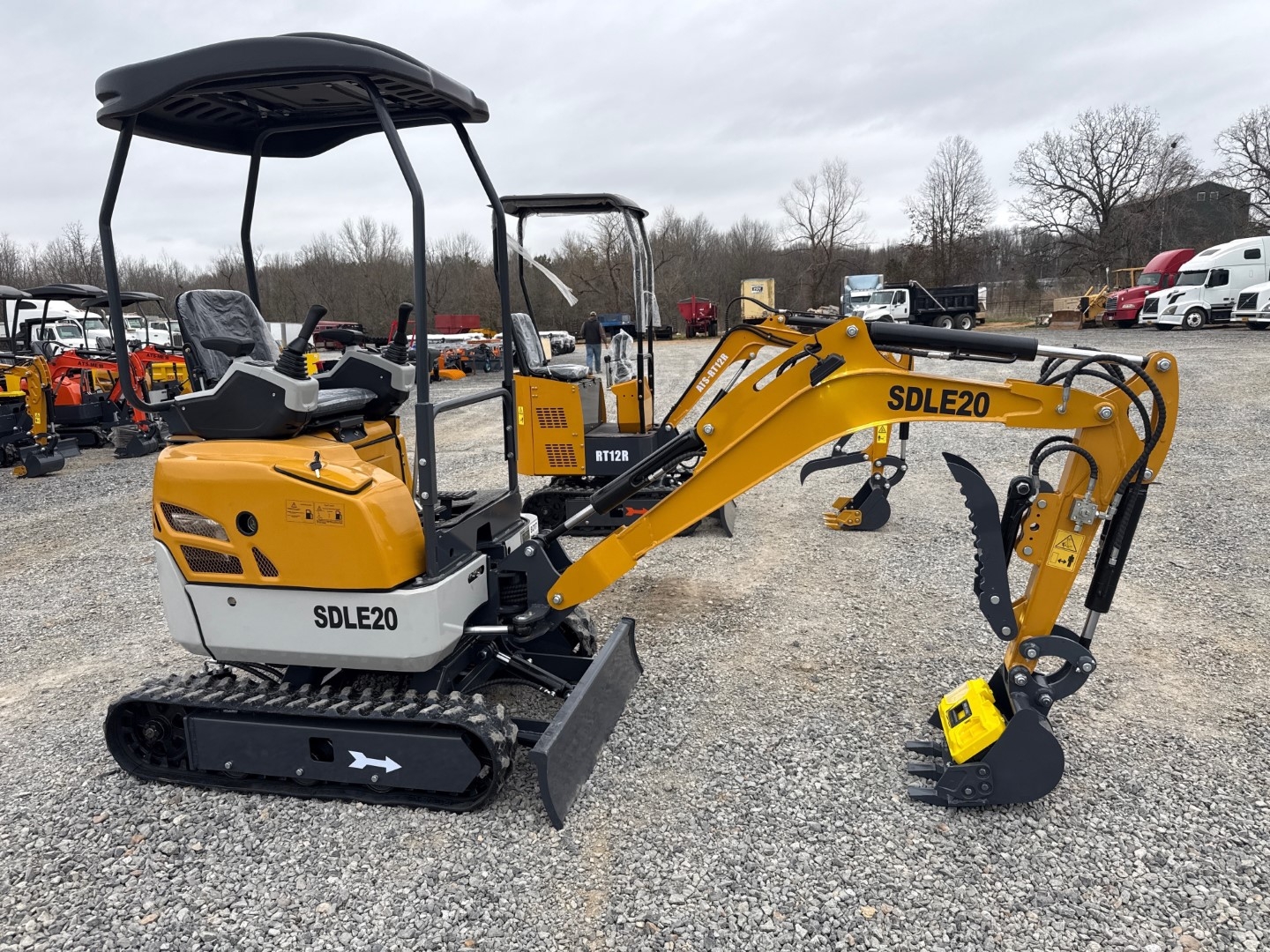 SDLE20 Mini Excavator (A64047)