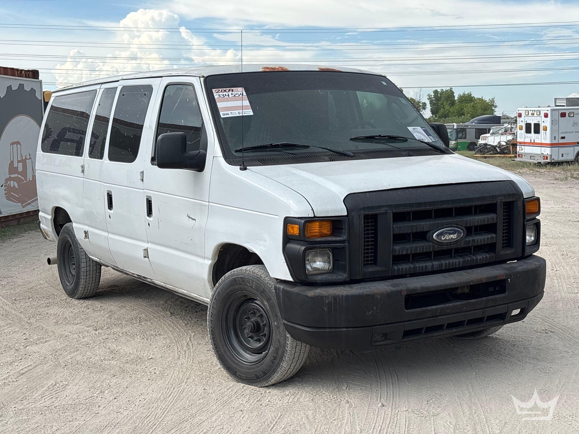 2009 Ford E-350 Cargo Van (A64556)