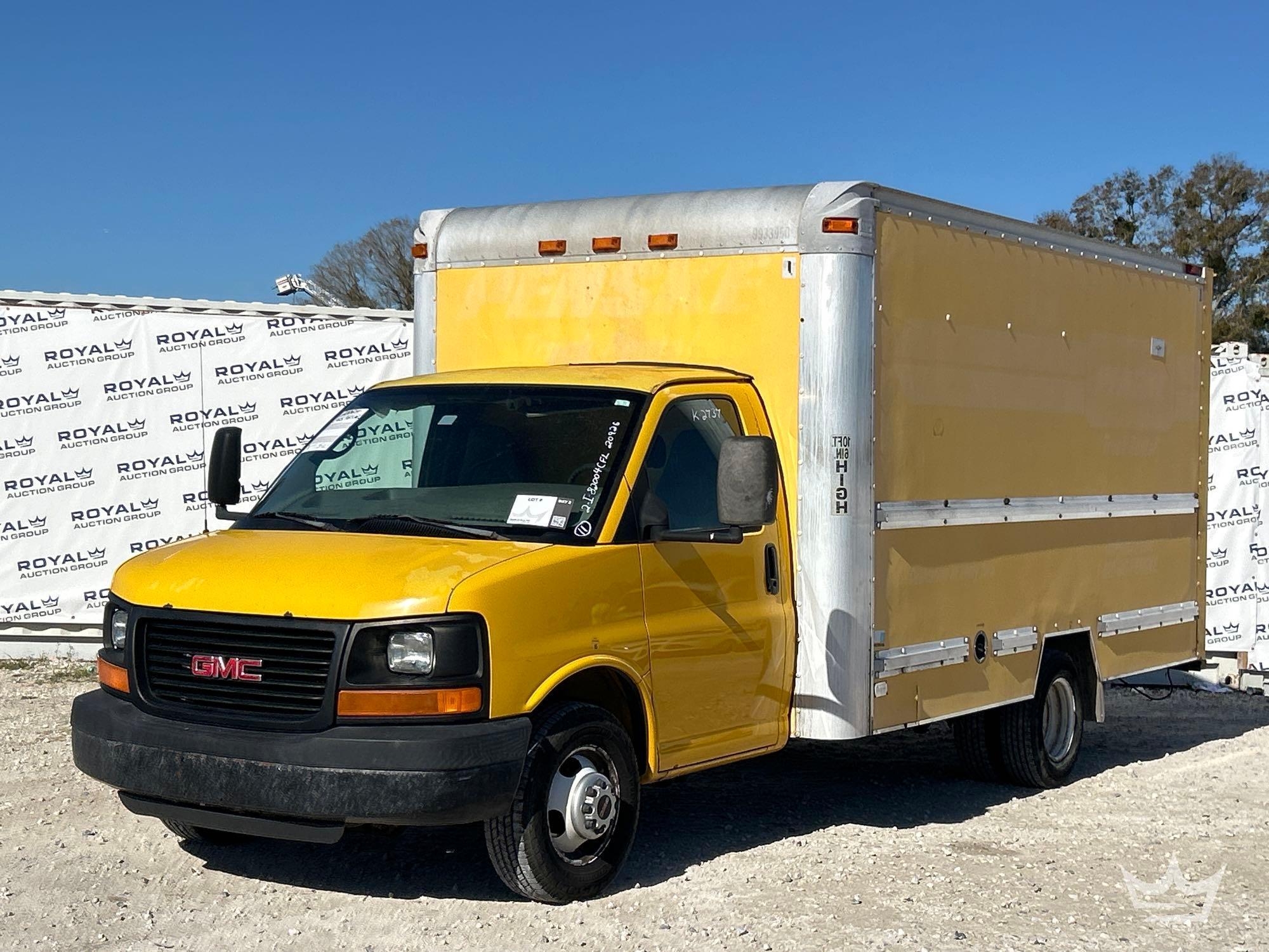 2006 GMC Savana 3500 Box Truck (A61568)