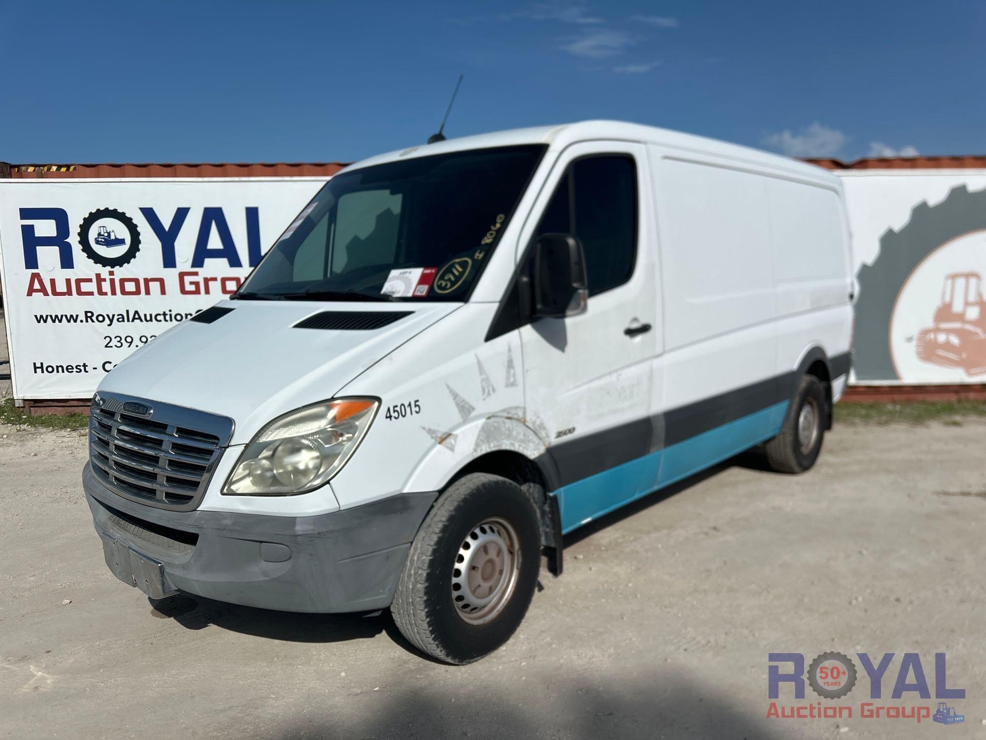 2010 Freightliner Sprinter 2500 Cargo Van (A46683)