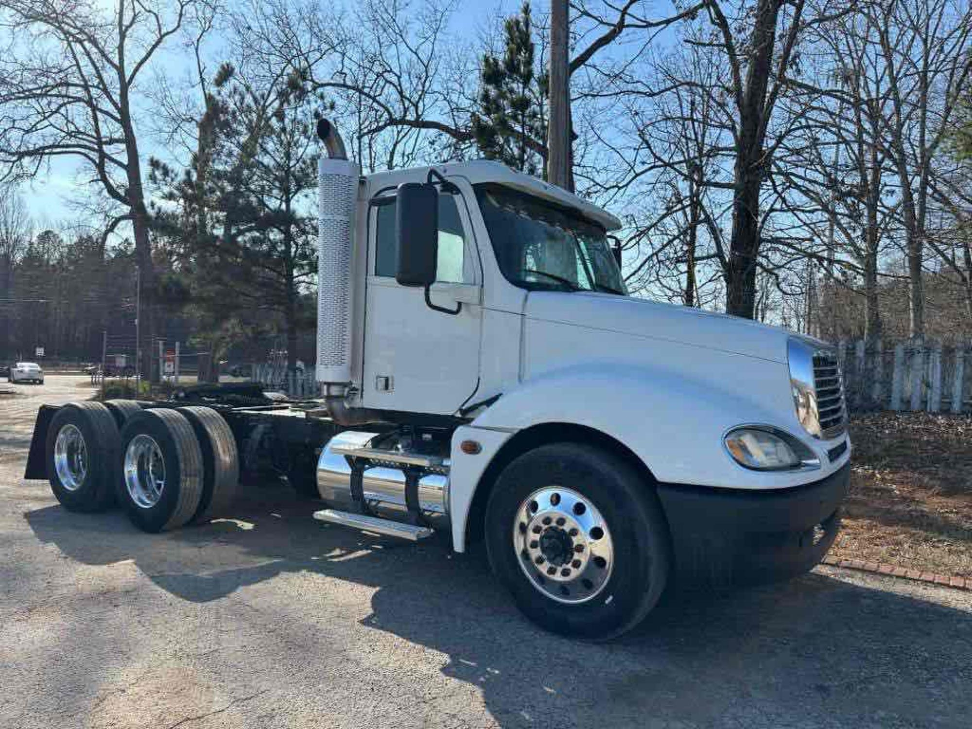 2016 Freightliner Columbia 120 Glider Truck, VIN # 3ALXA7CG9GDGZ6492 (A65563)