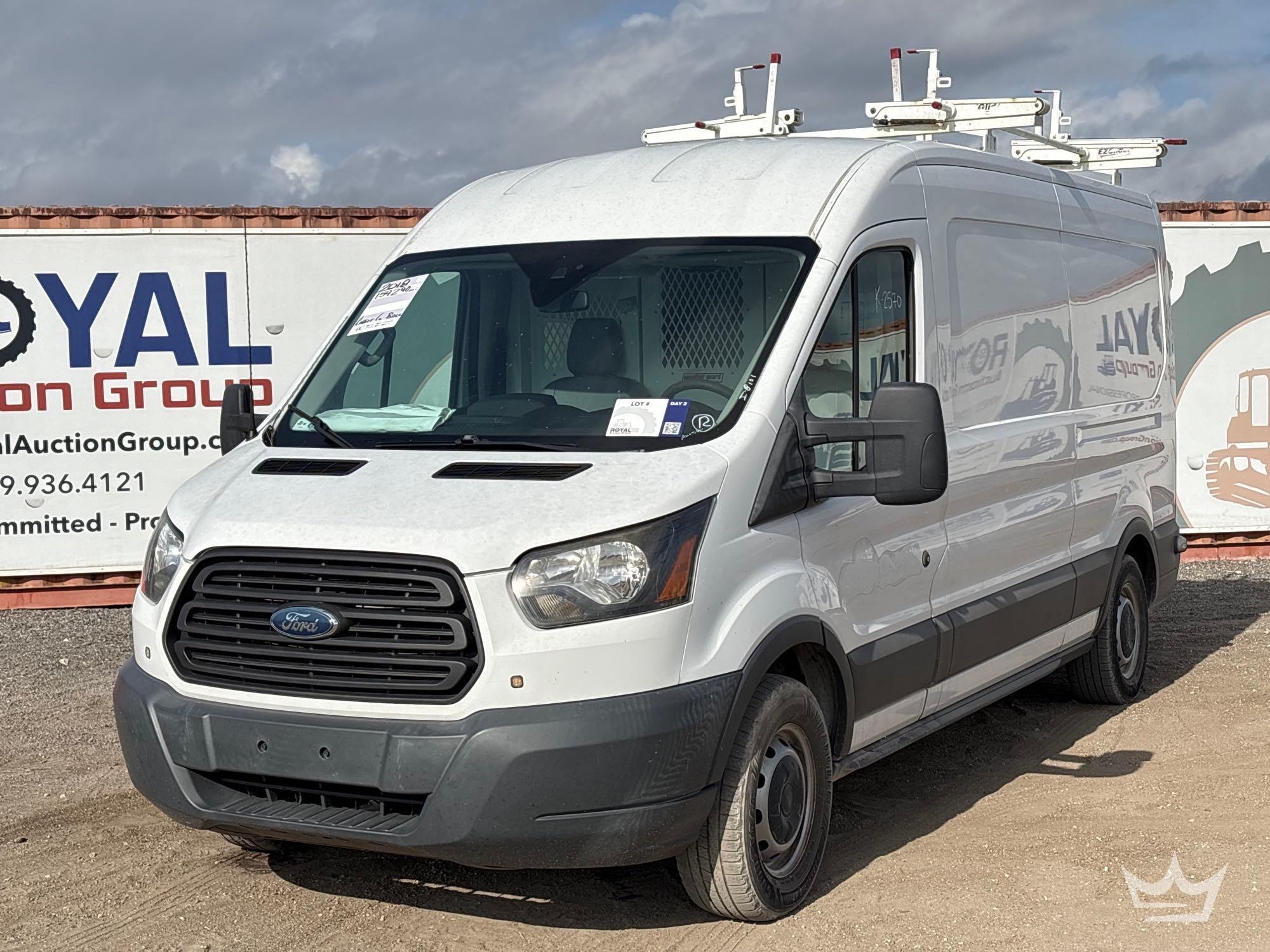 2018 Ford Cargo Van (A56858)