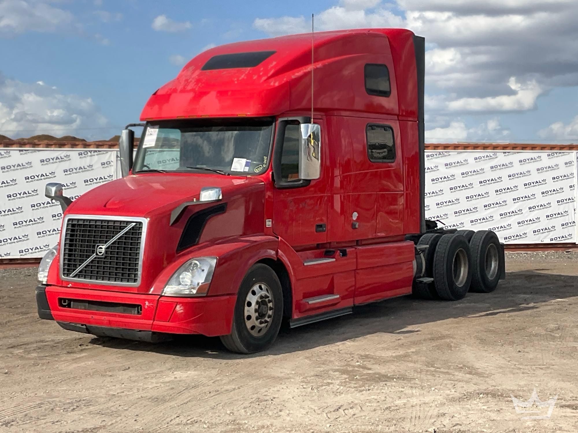 2017 Volvo VNL T/A Sleeper Truck Tractor (A61573)