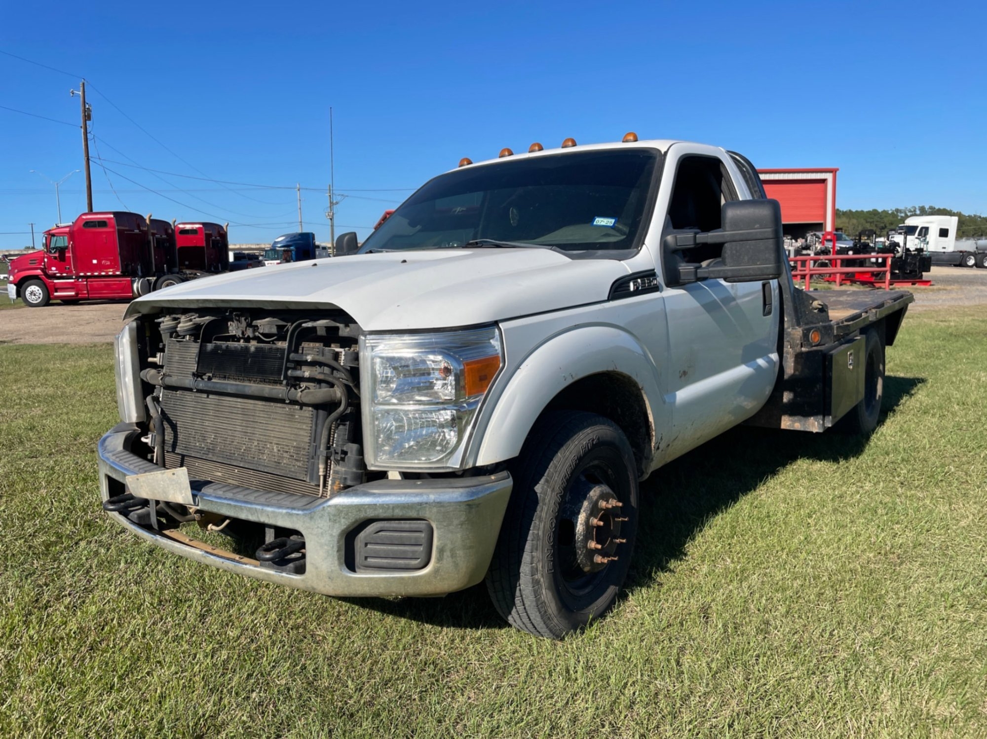 2013 FORD F-350 XL SUPER DUTY- FLAT BED (A58214)