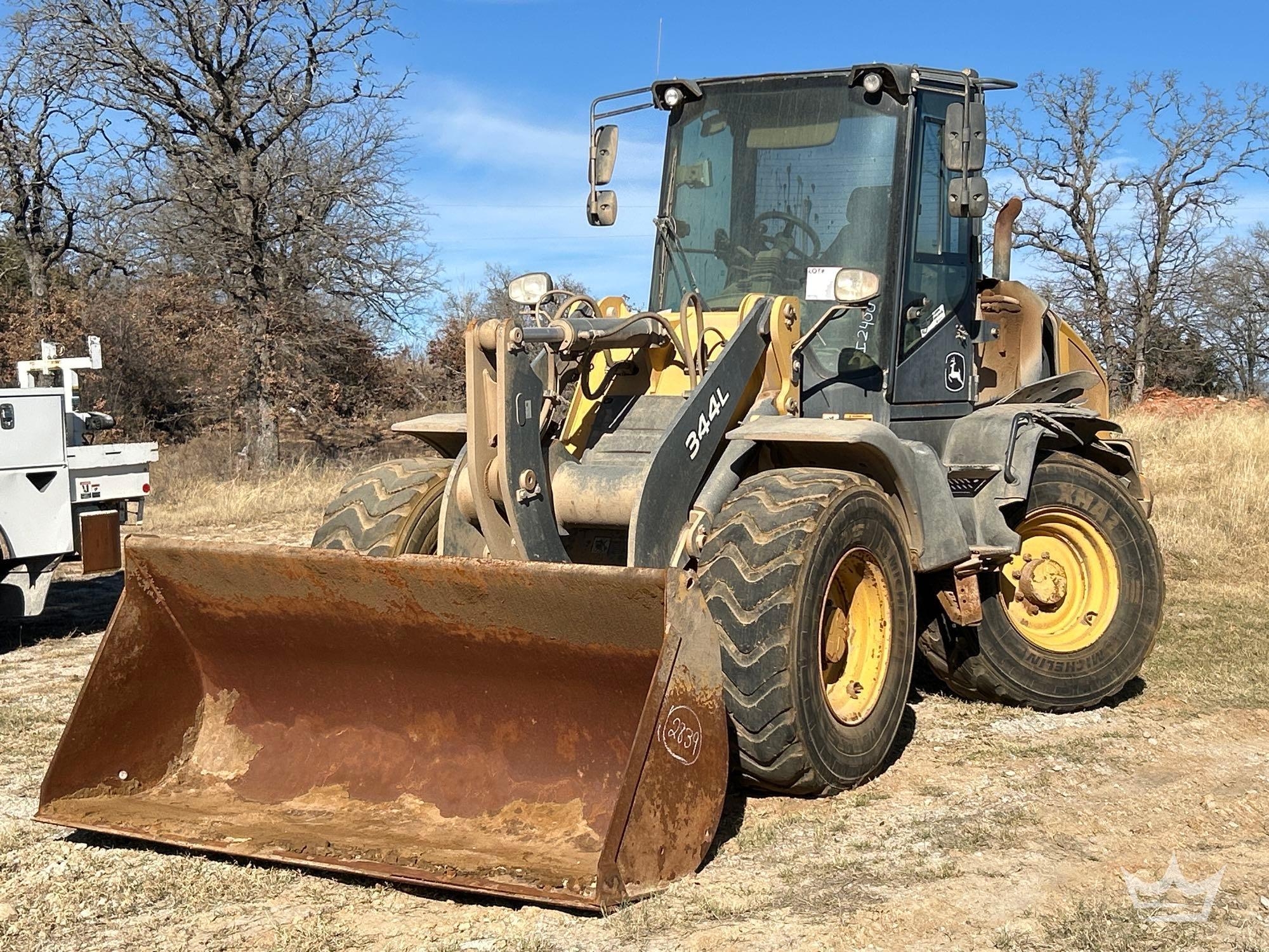 2019 John Deere 344L Articulated Wheel Loader (A60352)