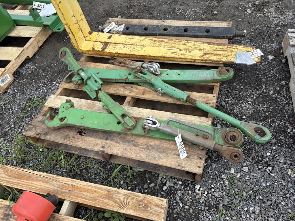John Deere 3pt Arms (A49251)