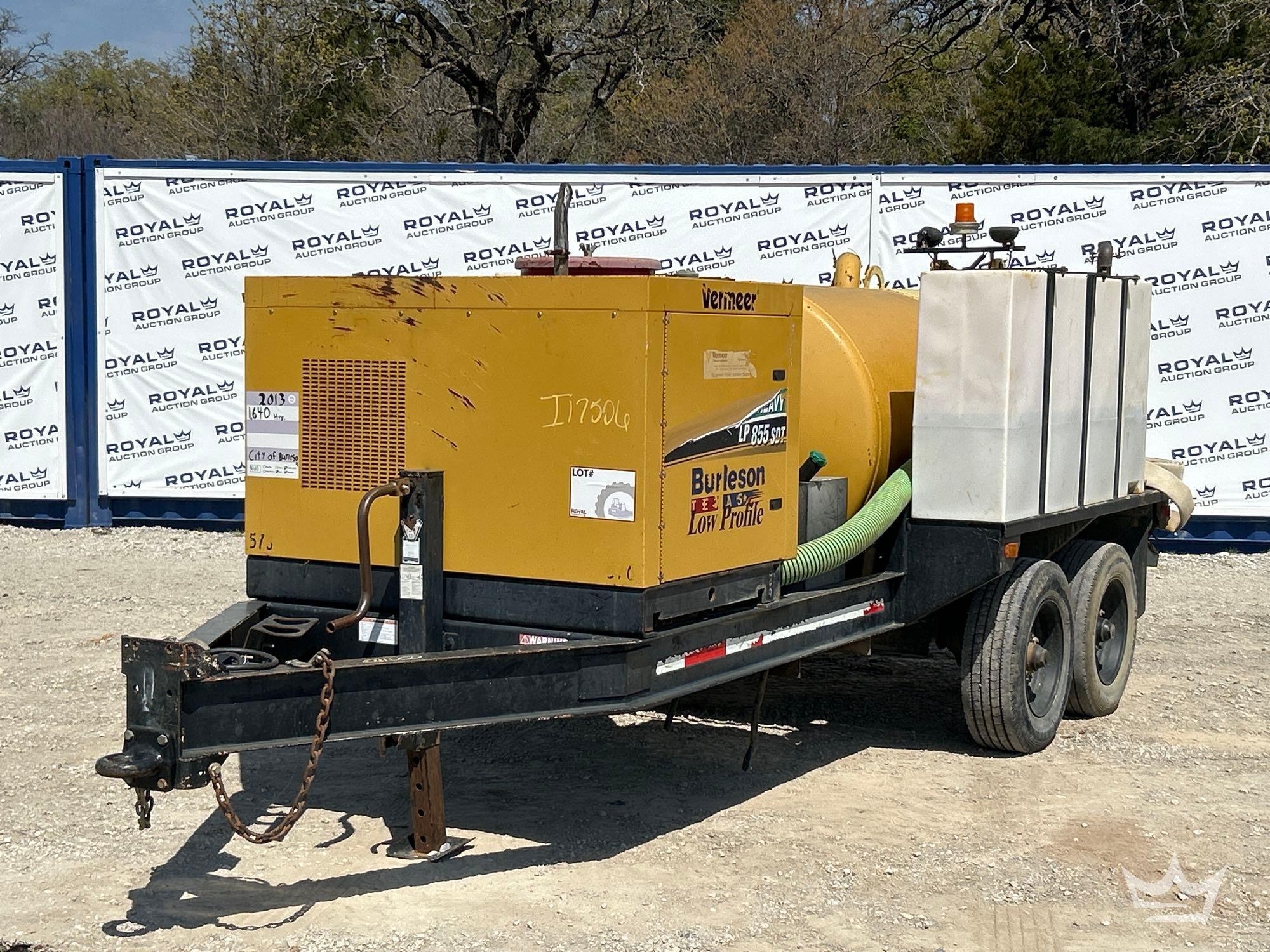 2013 Vermeer Vac-Tron LP855SDT T/A Vacuum Trailer (A64194)