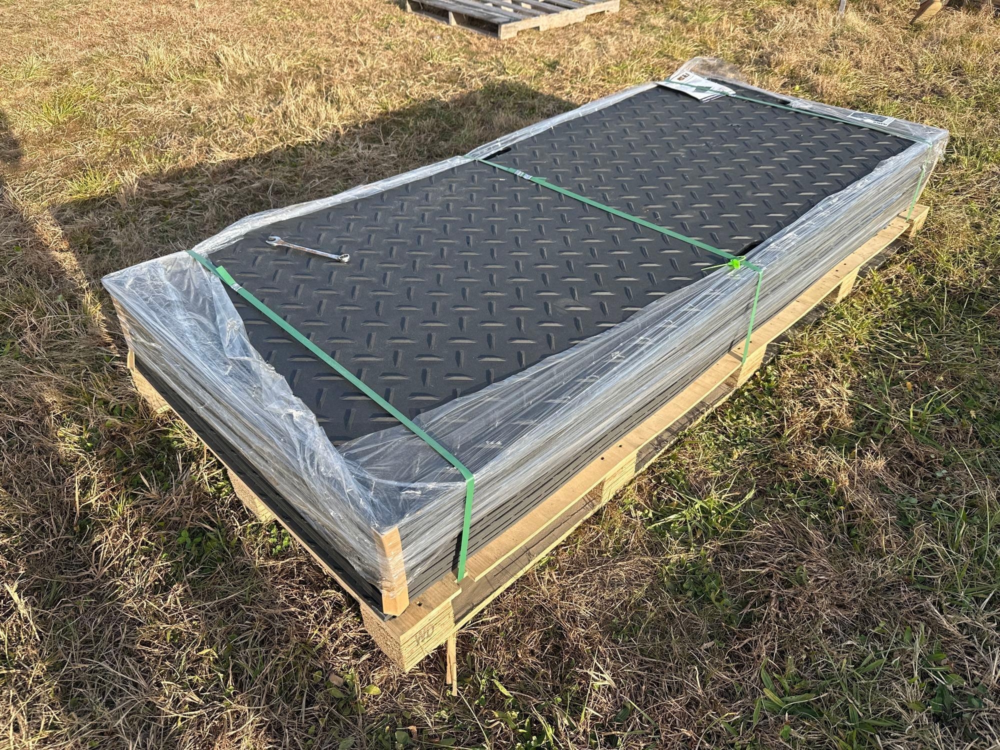 New/Unused Pallet of Ground Protection Mats (A57454)