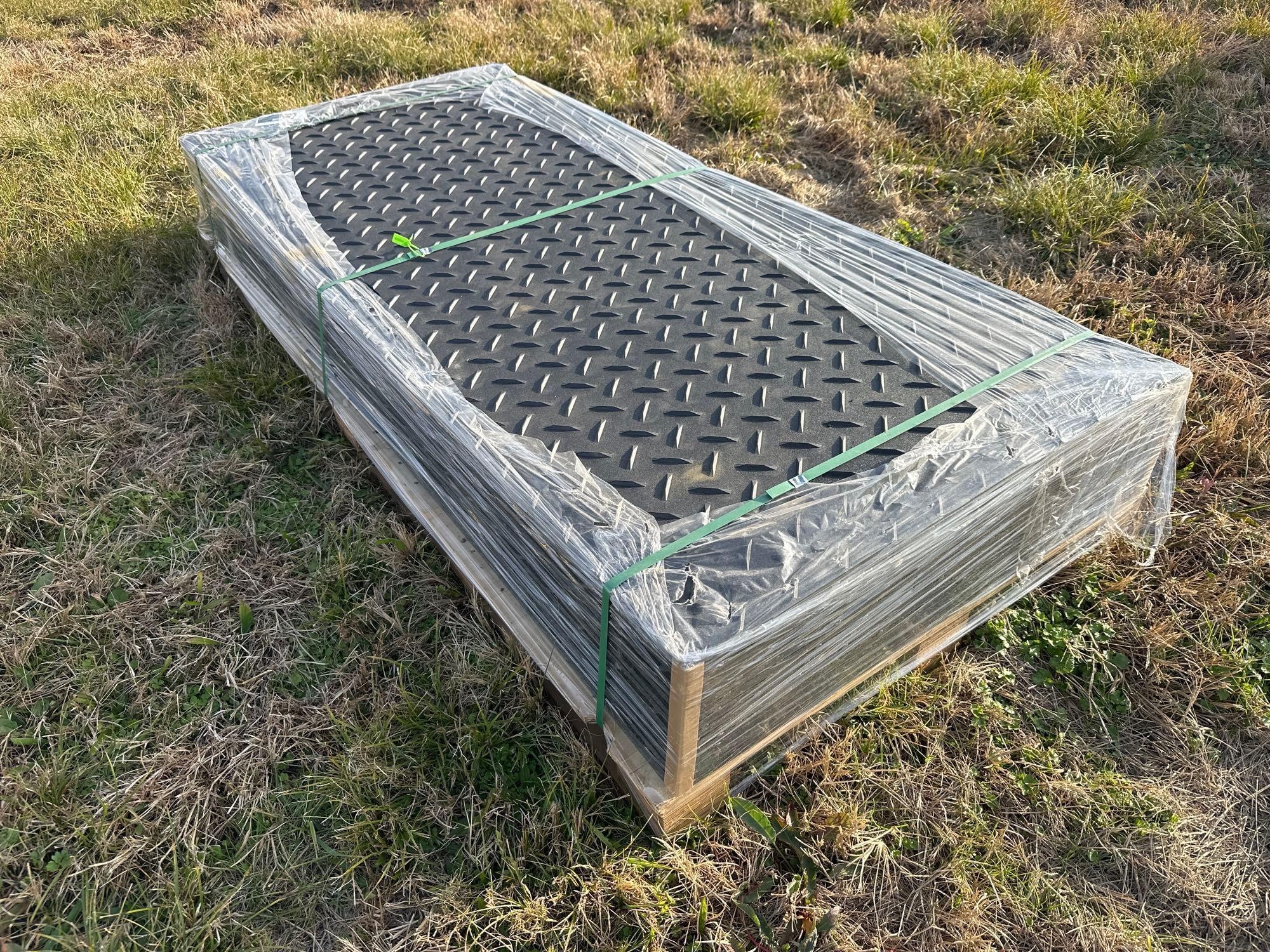 New/Unused Pallet of Ground Protection Mats (A57454)