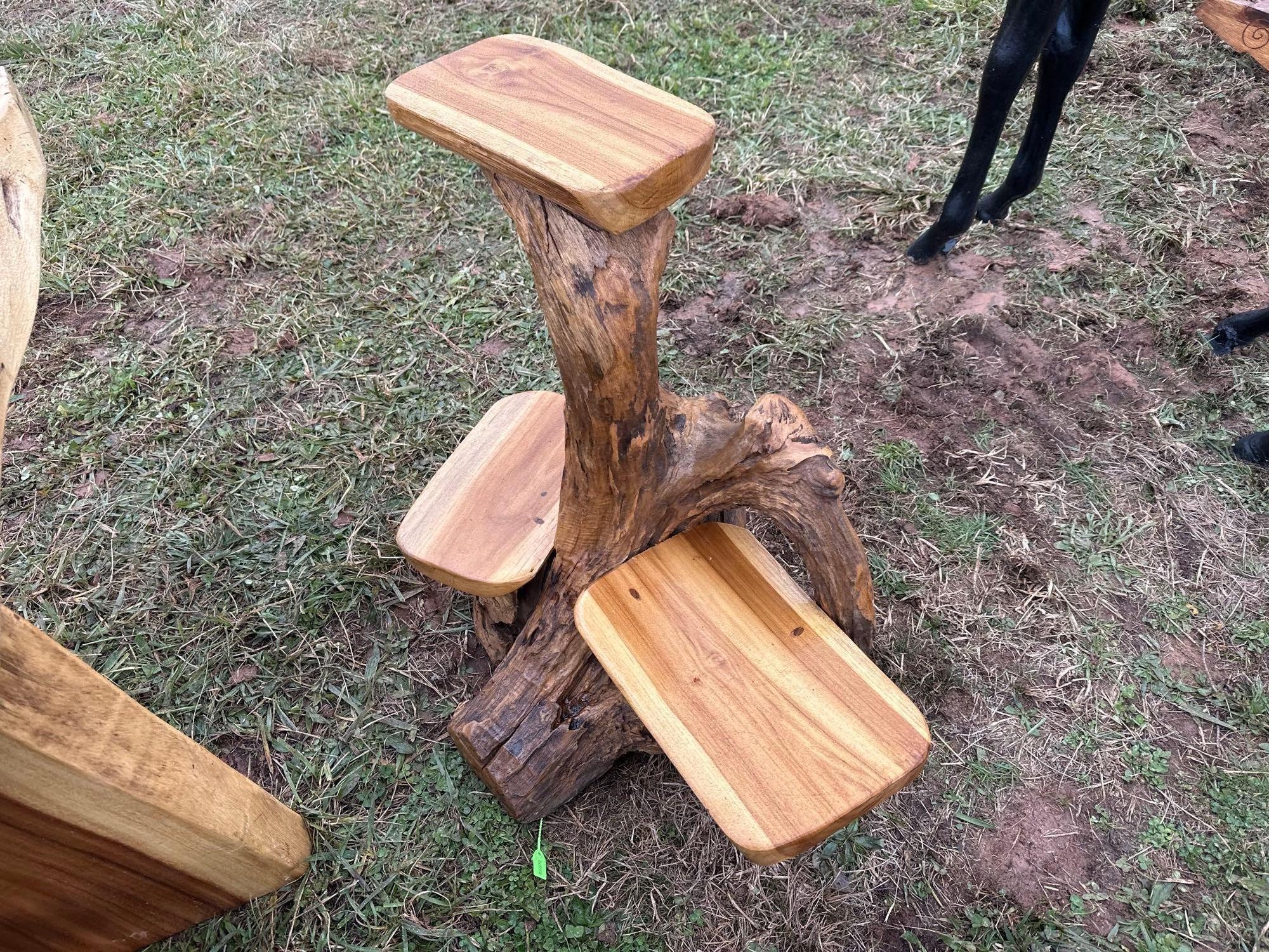 Teakwood 3 Tier Stand (A57454)