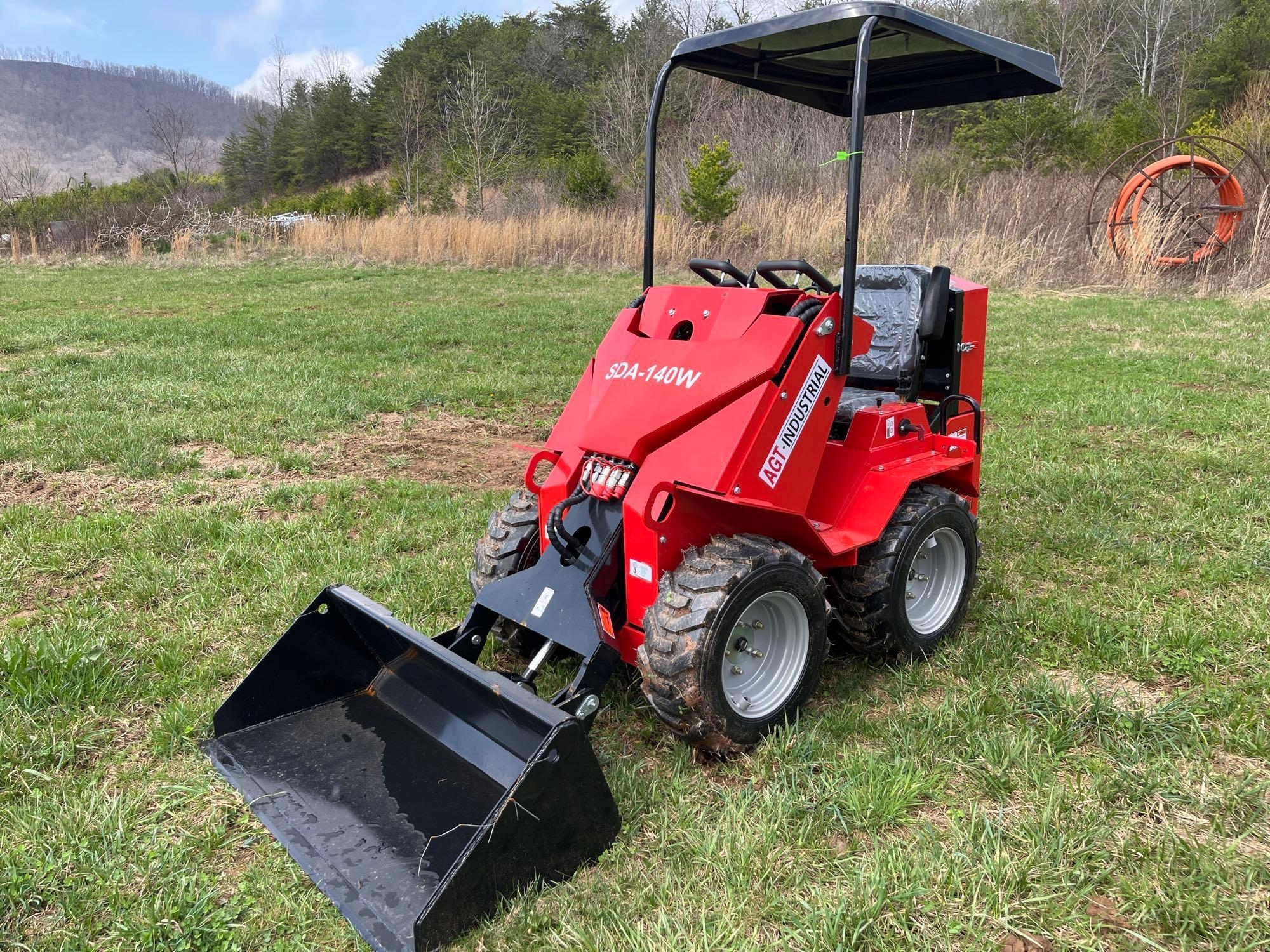 New/Unused AGT Industrial SDA-140W Mini Wheel Loader (A65583)