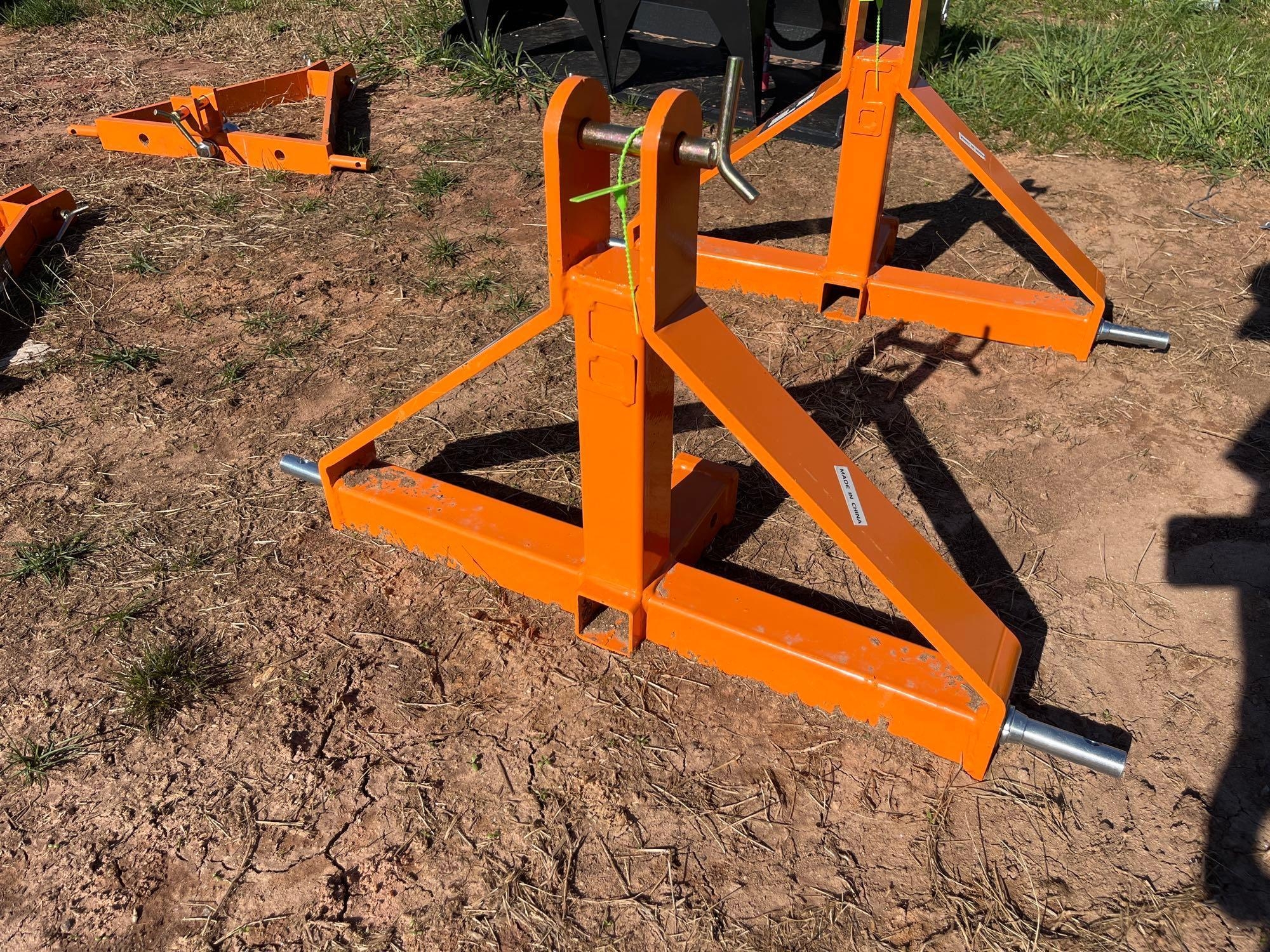 New/Unused 3 Point Receiver Hitch Attachment (A65583)