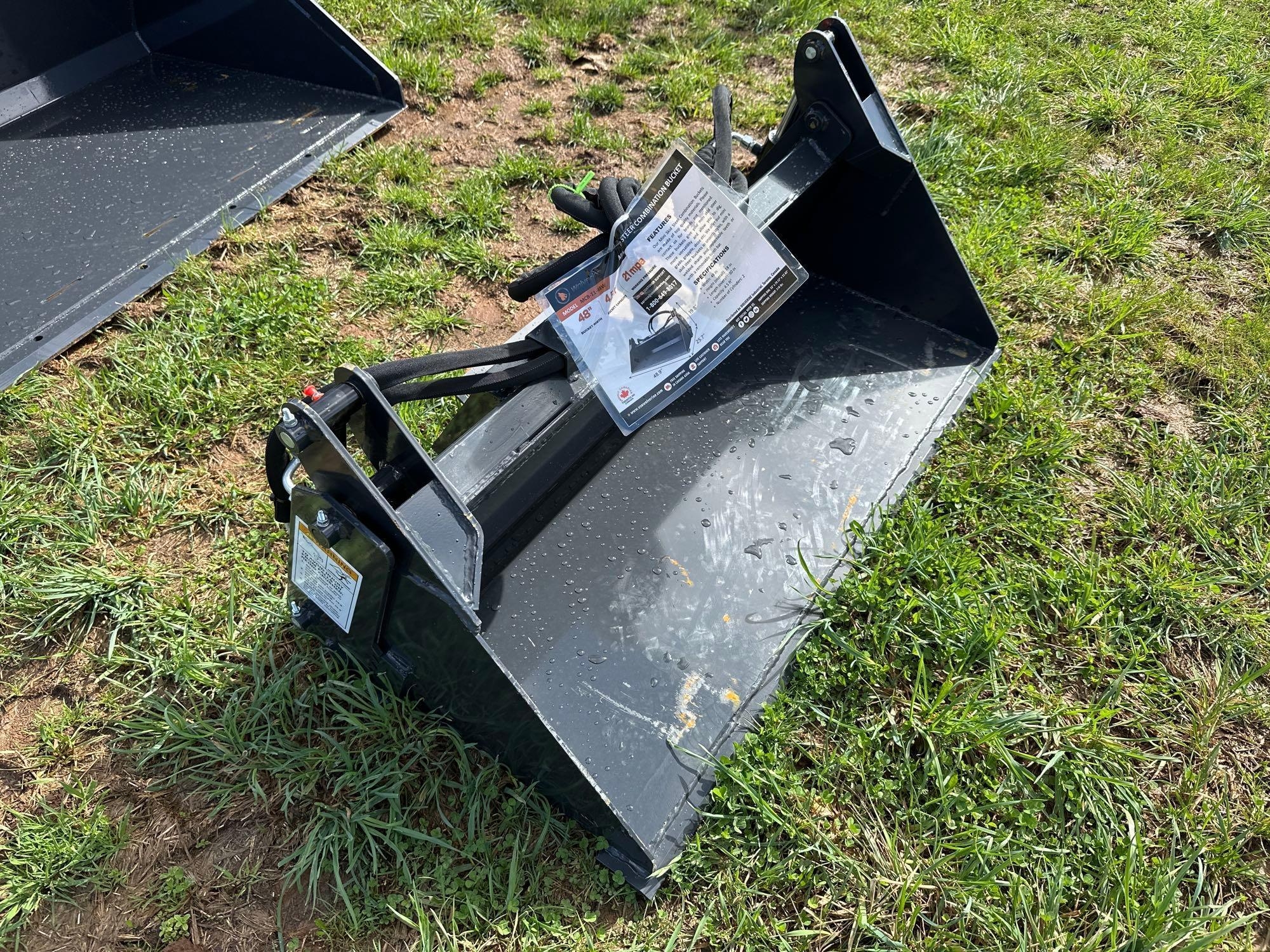 New/Unused Wolverine Mini Combination Bucket (A65583)