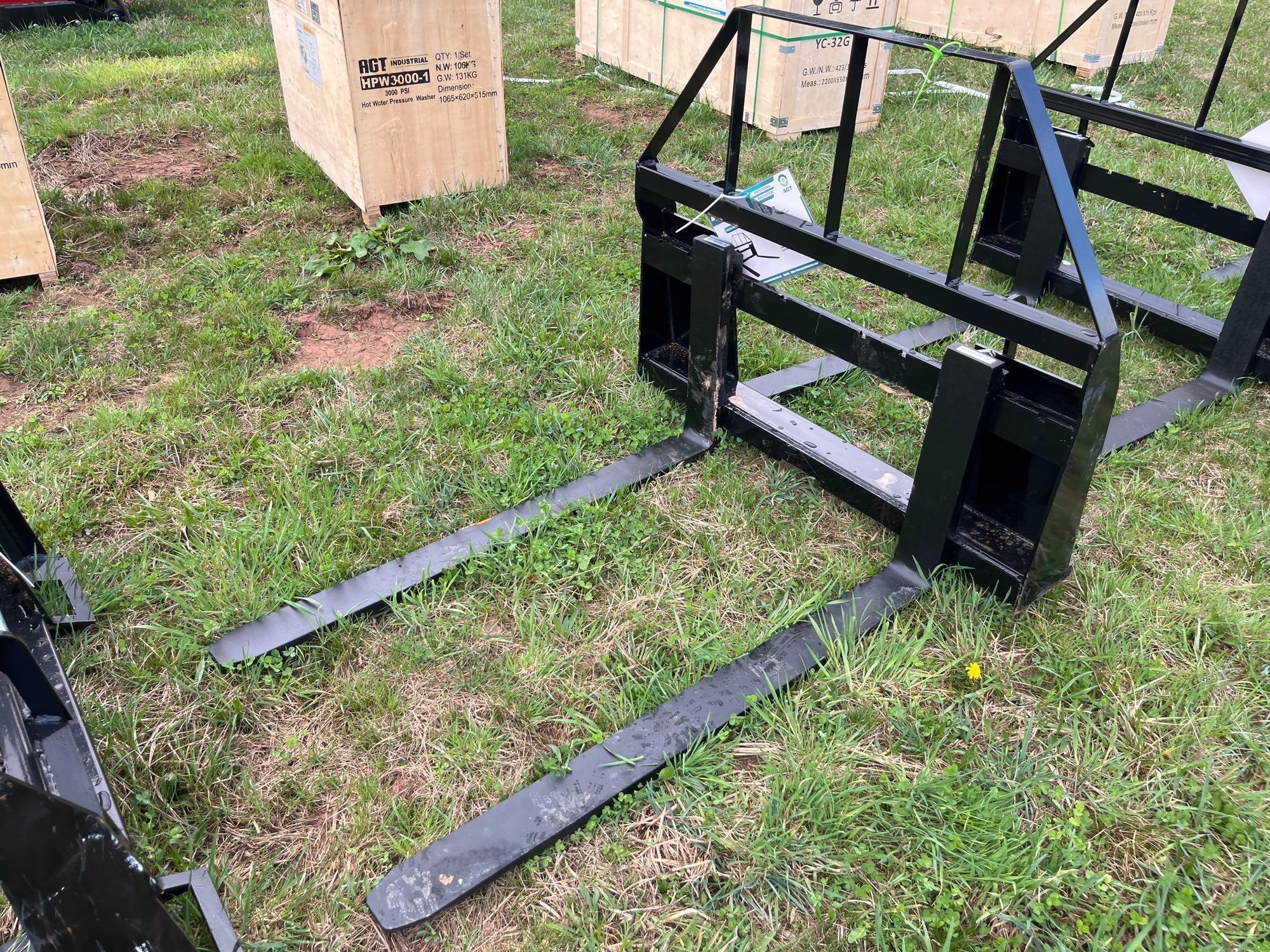 New/Unused Quick Attach Pallet Forks (A65583)