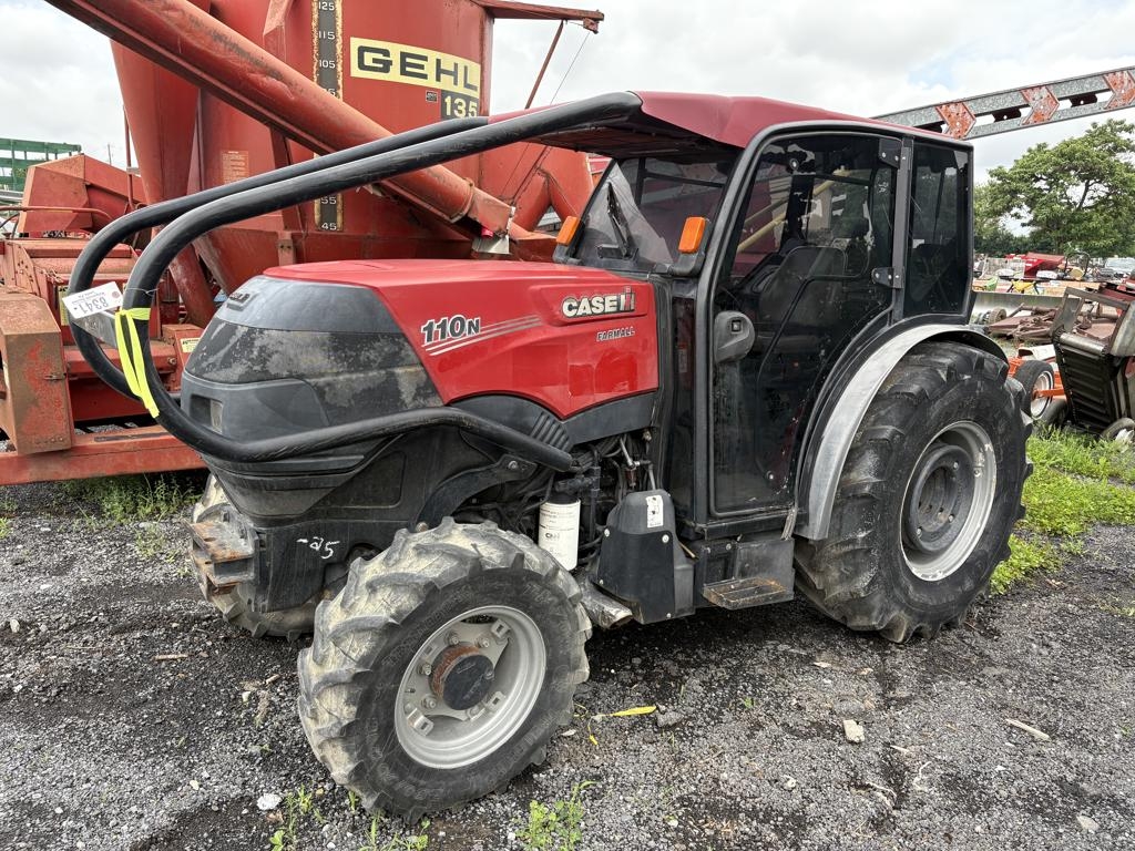 Case International Farmall 110N 4WD Tractor (A49251)