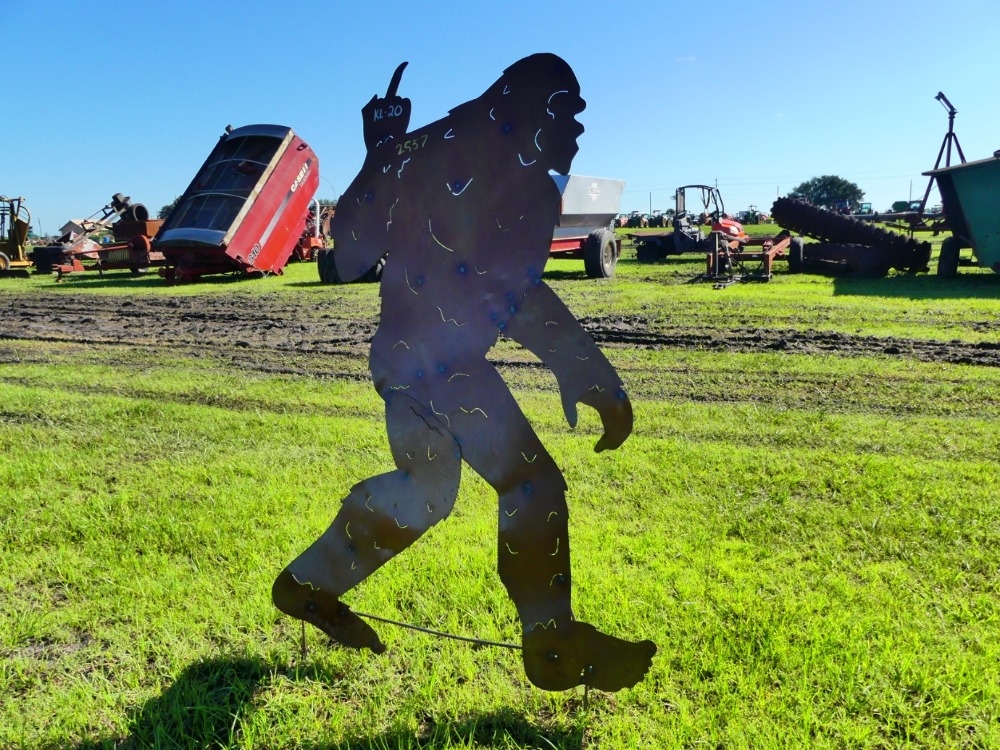 Bigfoot Sign (A53316)