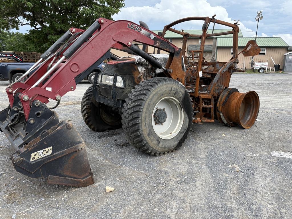 Case International 4WD Tractor (A49251)