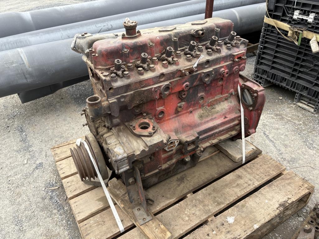 International Diesel Engine (A49251)