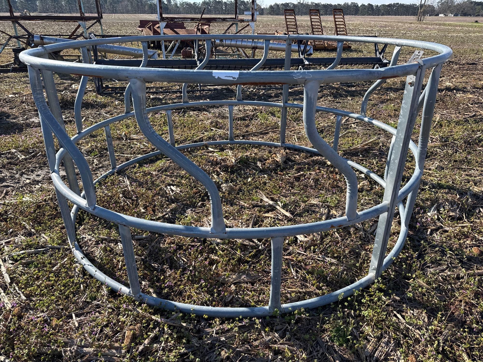 ROUND BALE HAY RING (A63291)