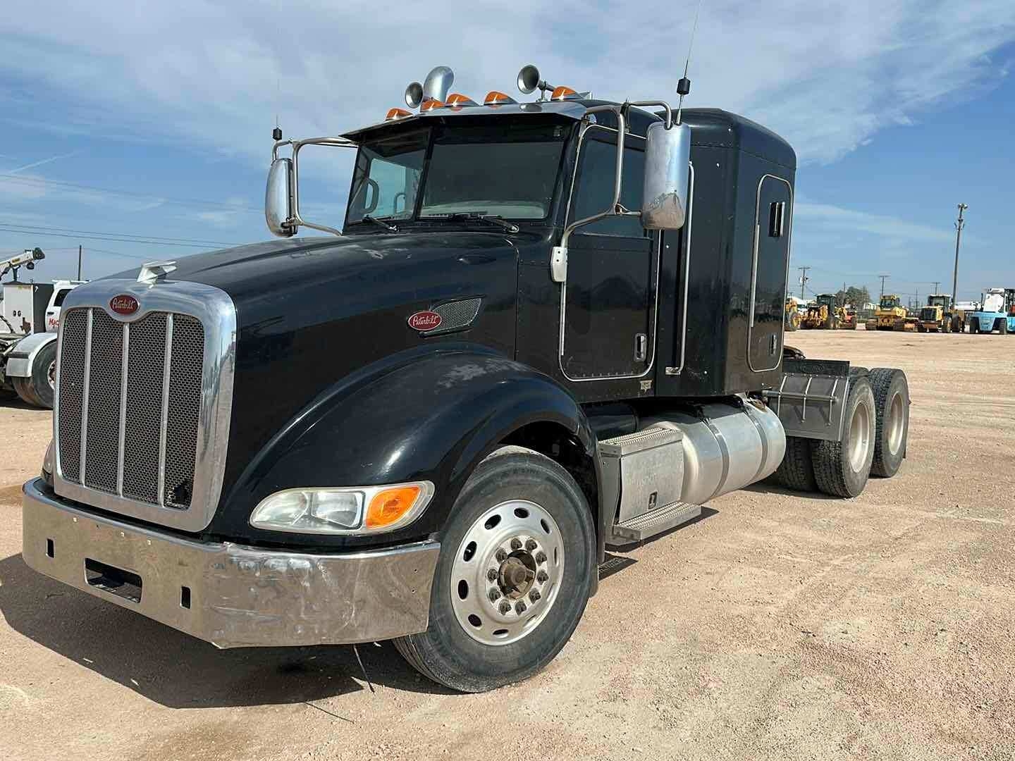 2012 PETERBILT 386 (A50854)