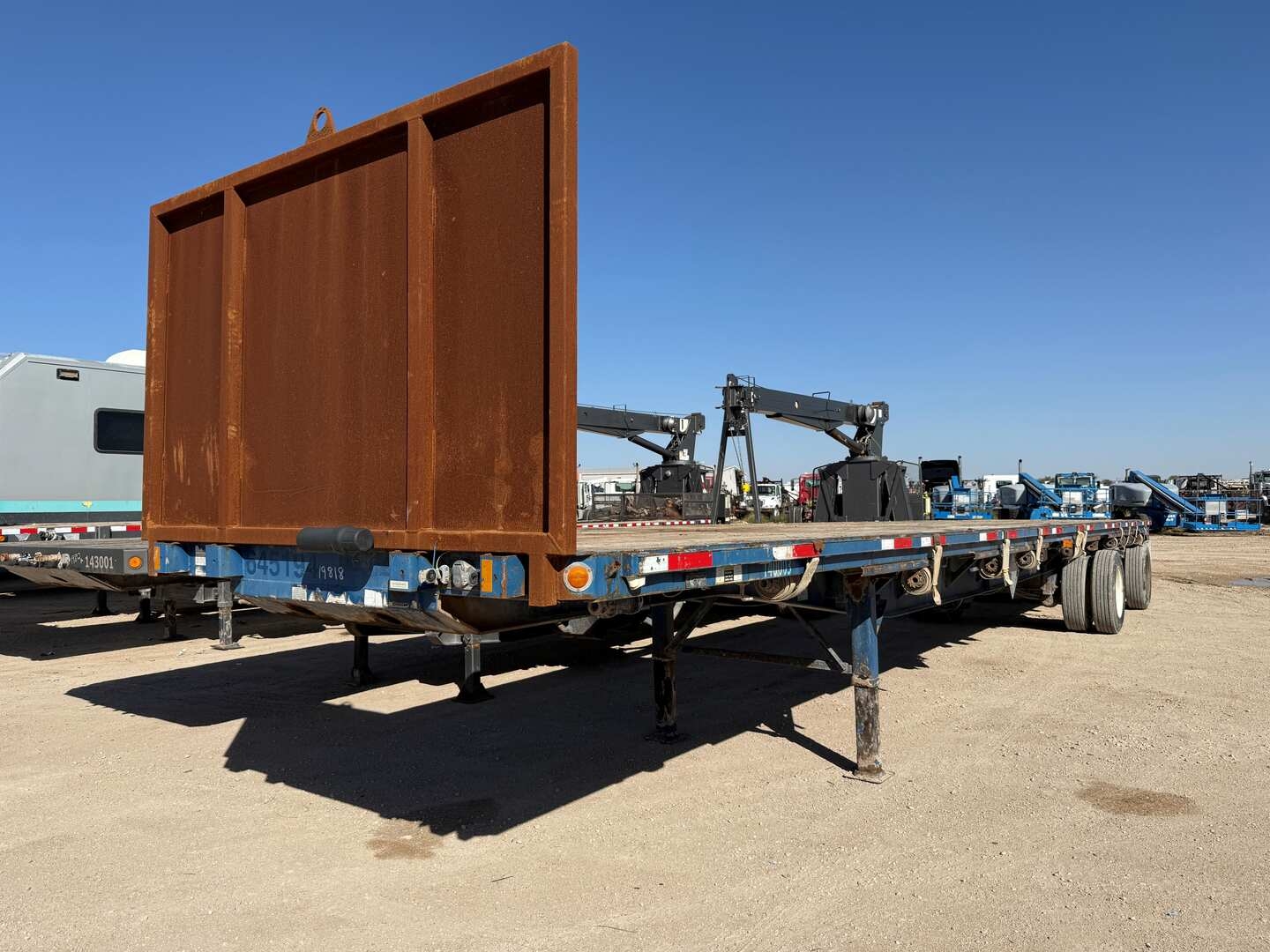 2009 FONTAINE TRAILER CO. 48 X 102 SPREAD AXLE FLATBED (A55745)