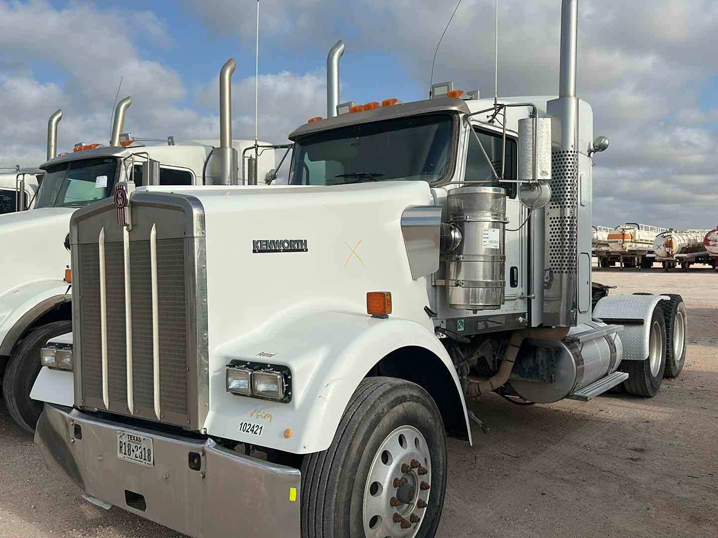 2012 KENWORTH W900(INOPERABLE) (A48992)
