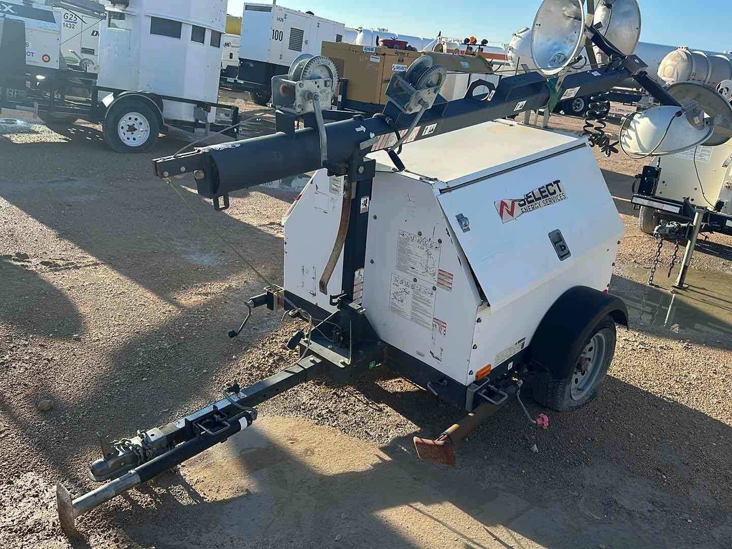 2014 MAGNUM PRODUCTS LIGHT TOWER (A50854)