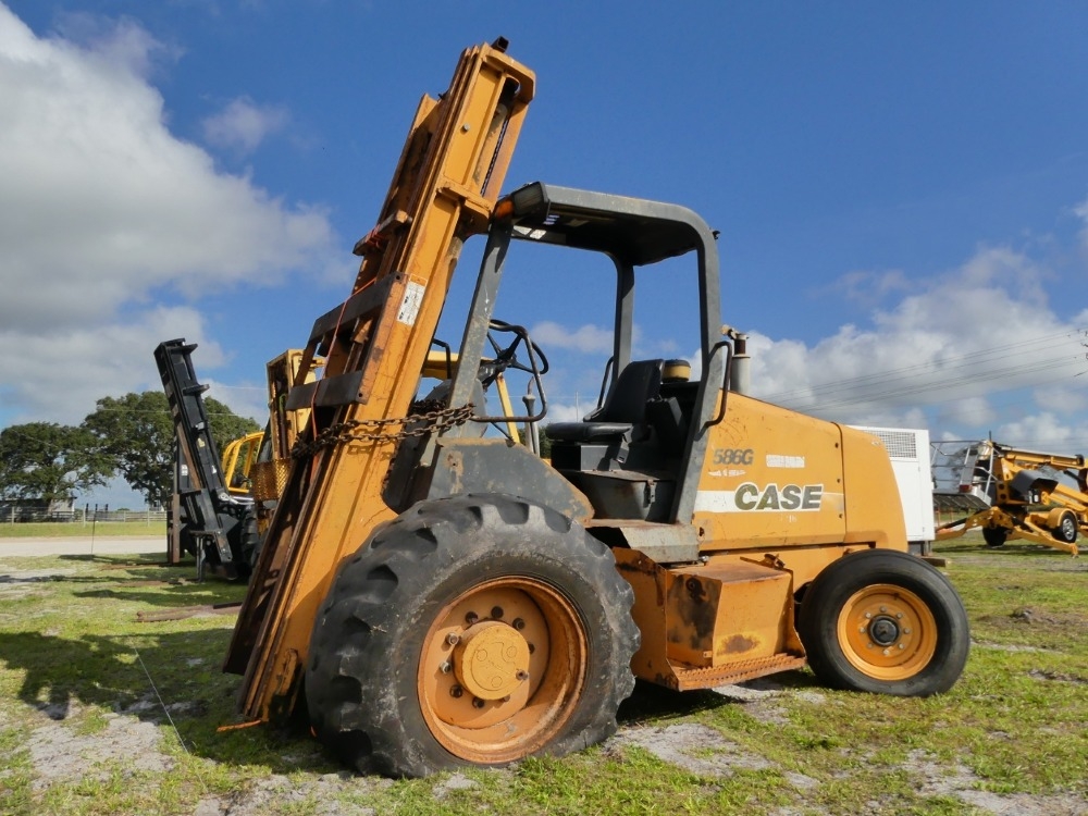 Case-IH 586G (A57148)