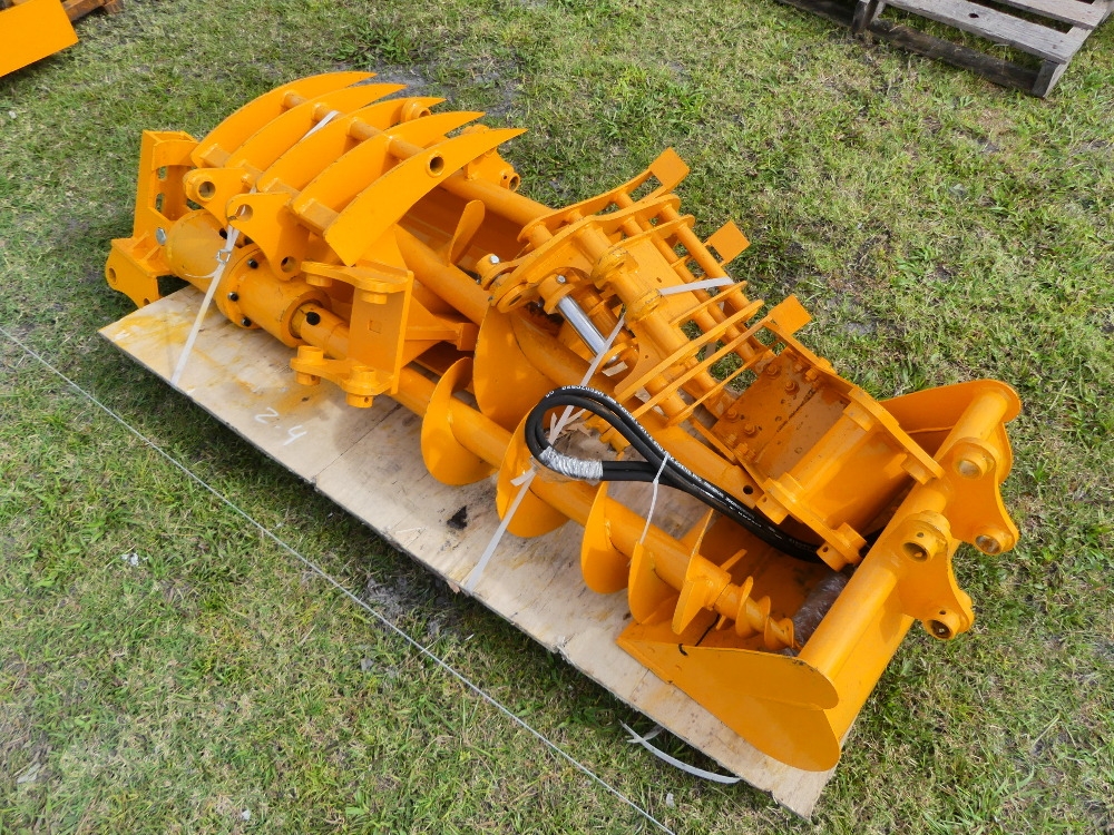 Giyi Excavator Attachment Set (A57149)