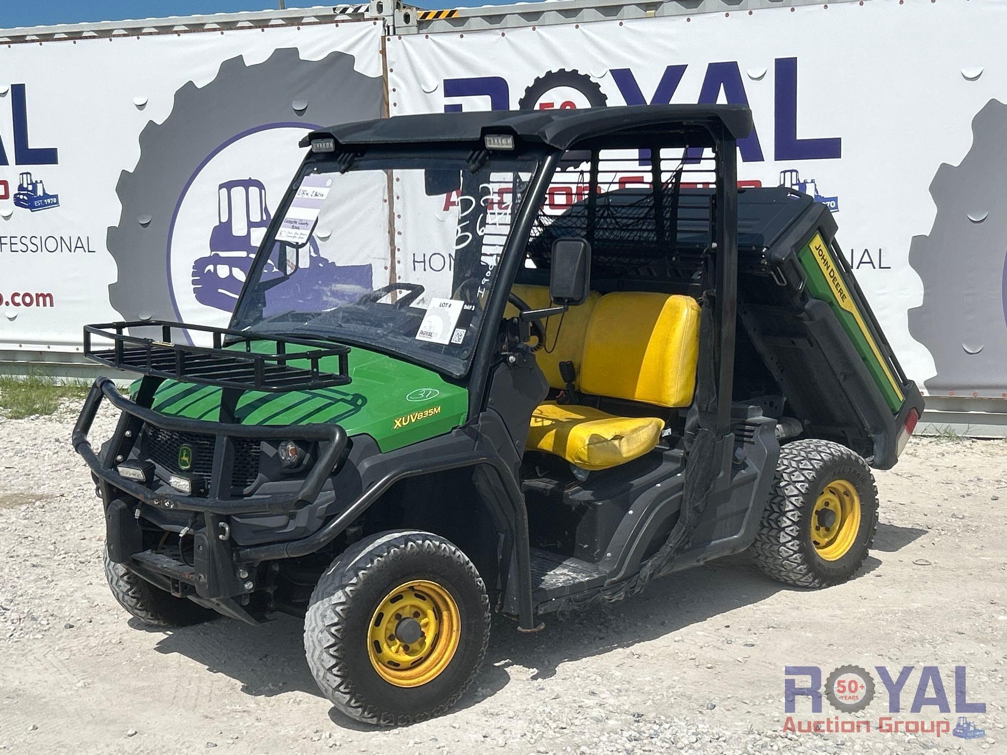 John Deere Gator XUV835M 4x4 Utility Cart (A48082)