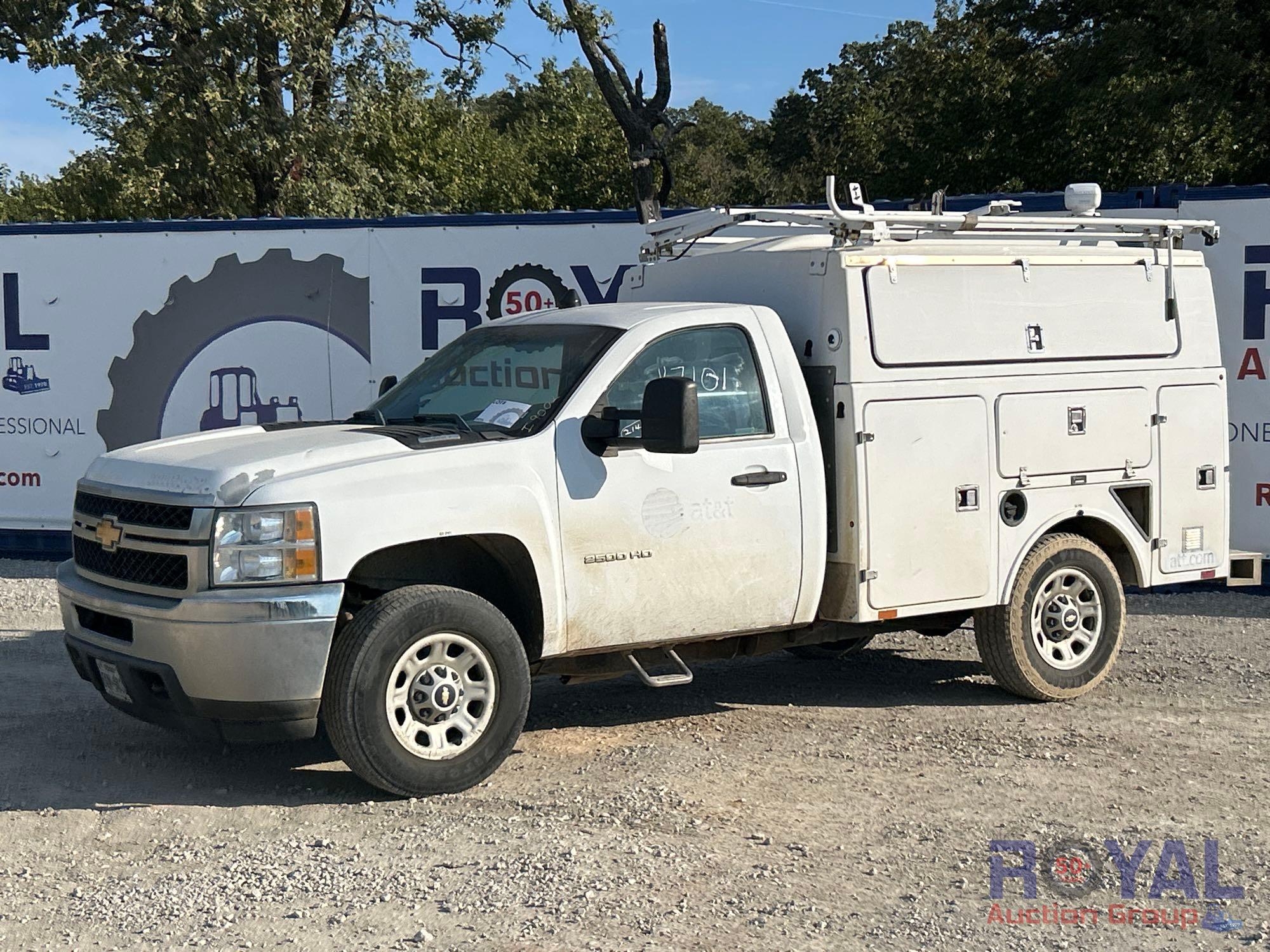 2012 Chevrolet Silverado 2500 HD Enclosed Service Truck (A55973)