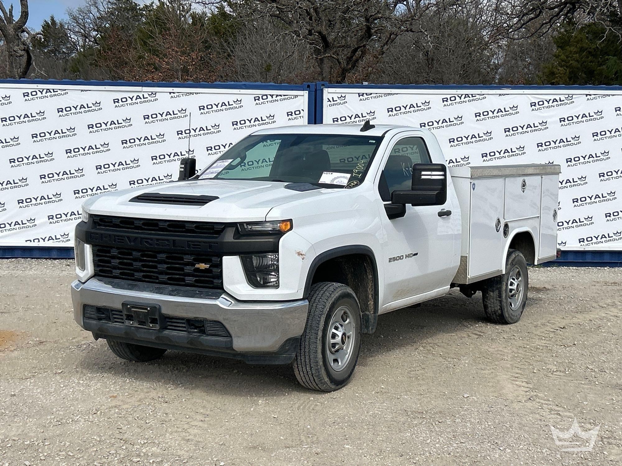 Chevrolet Silverado Service Truck (A64194)