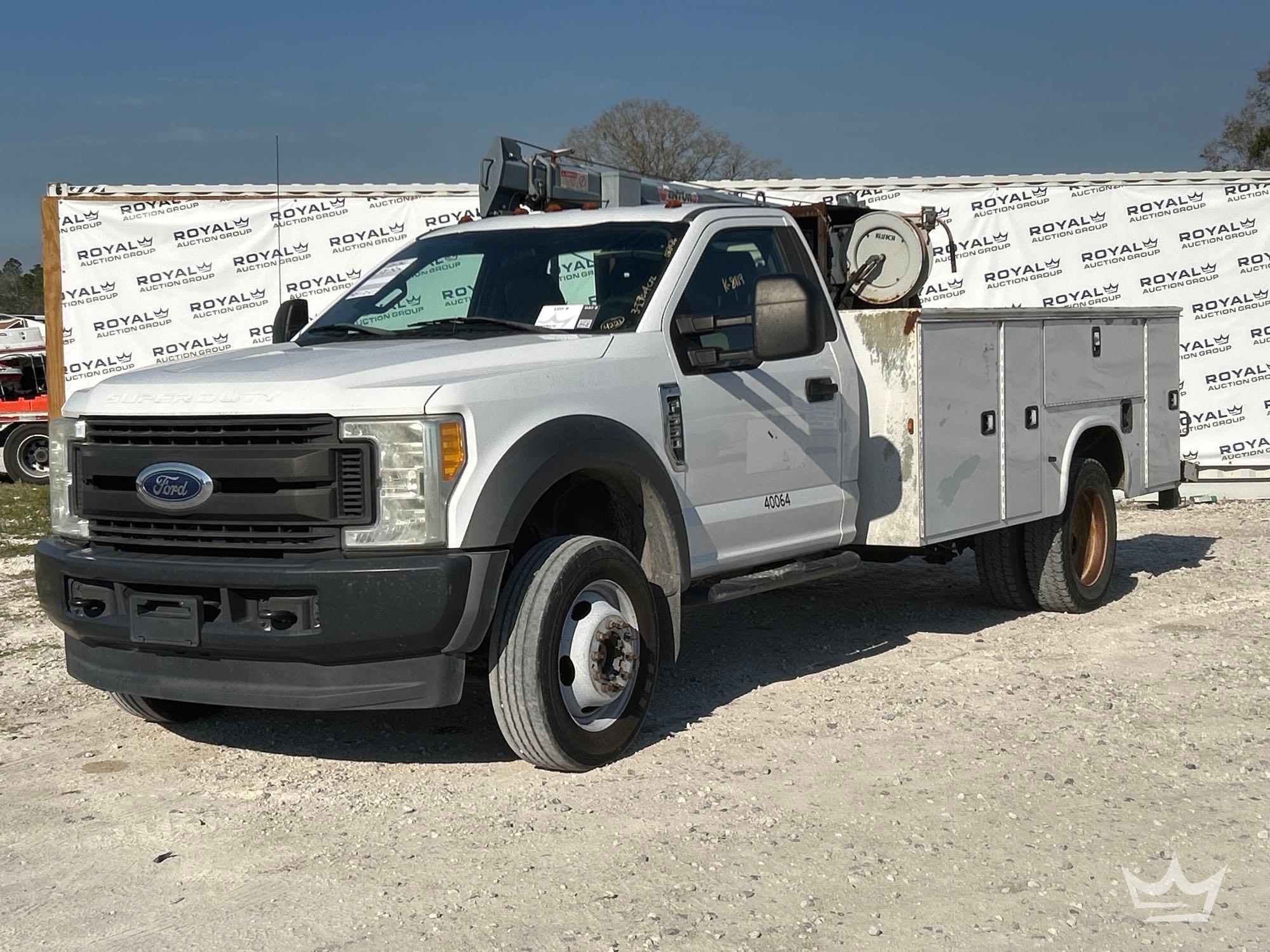 2017 Ford F-550 4x4 Venturo ET25KX 2 Ton Crane Service Truck (A61573)
