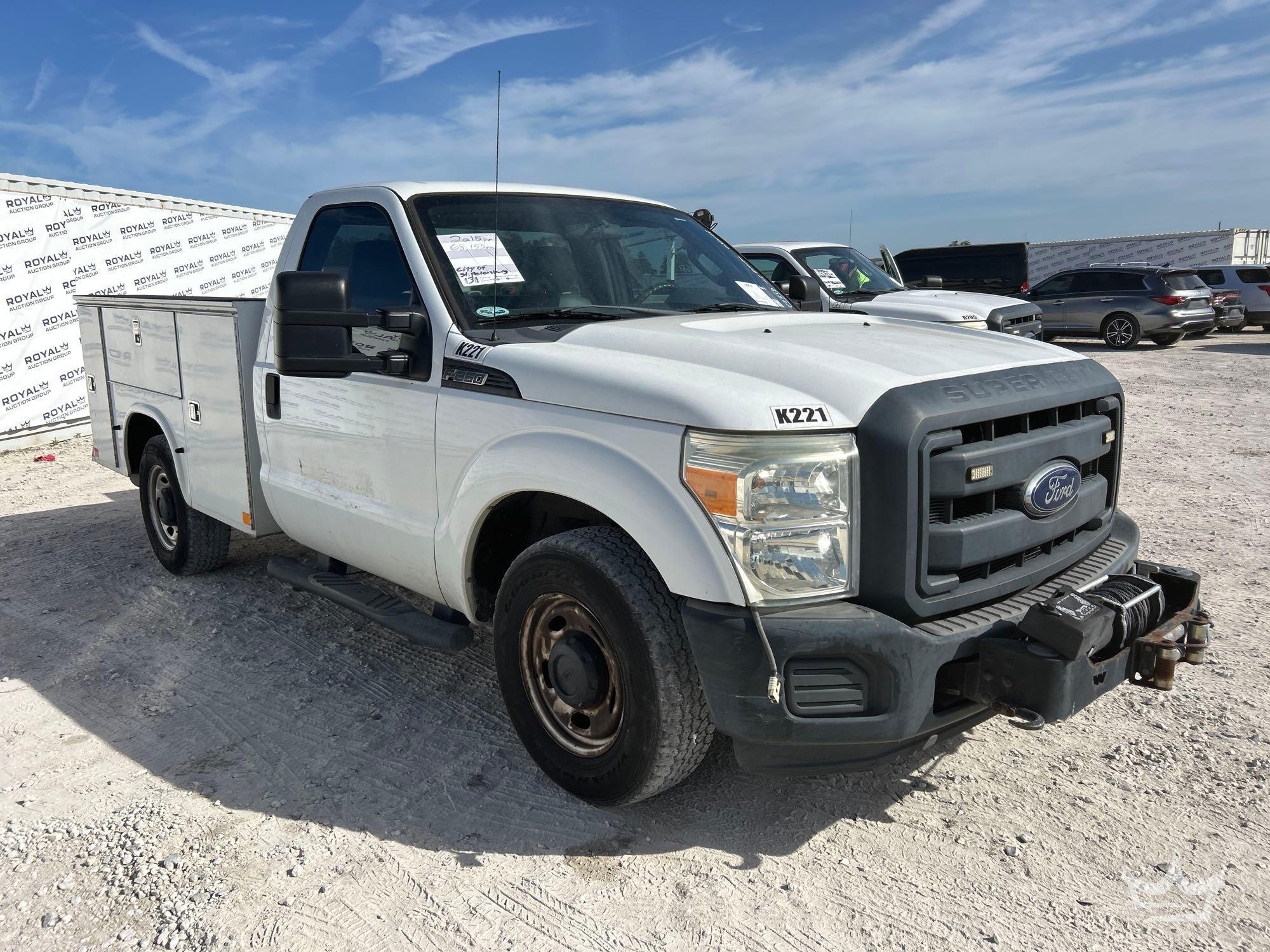 2015 Ford F-250 Knapheide Service Truck (A64556)