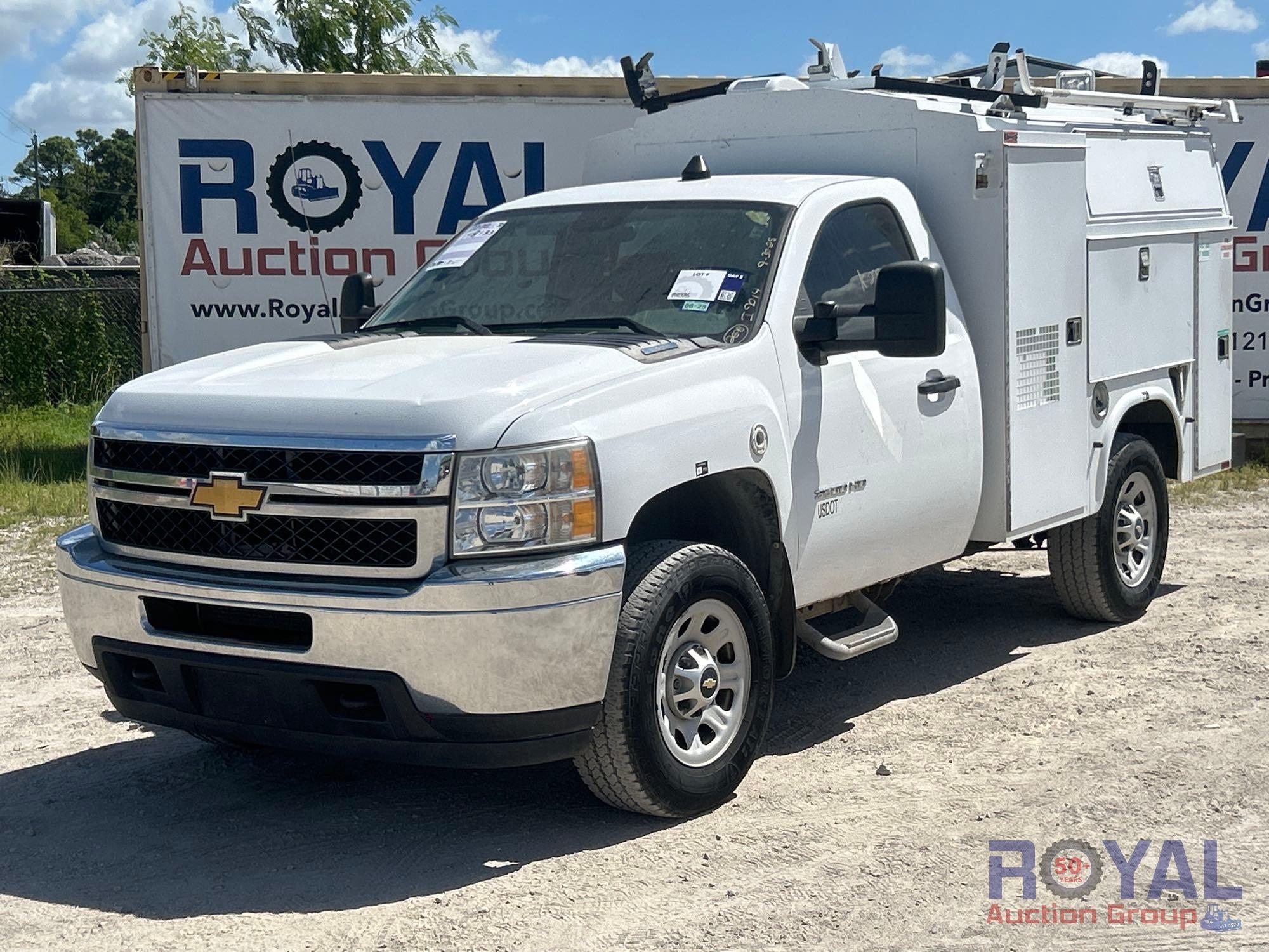 2012 Chevrolet Silverado 3500 HD Enclosed Service Truck (A55788)