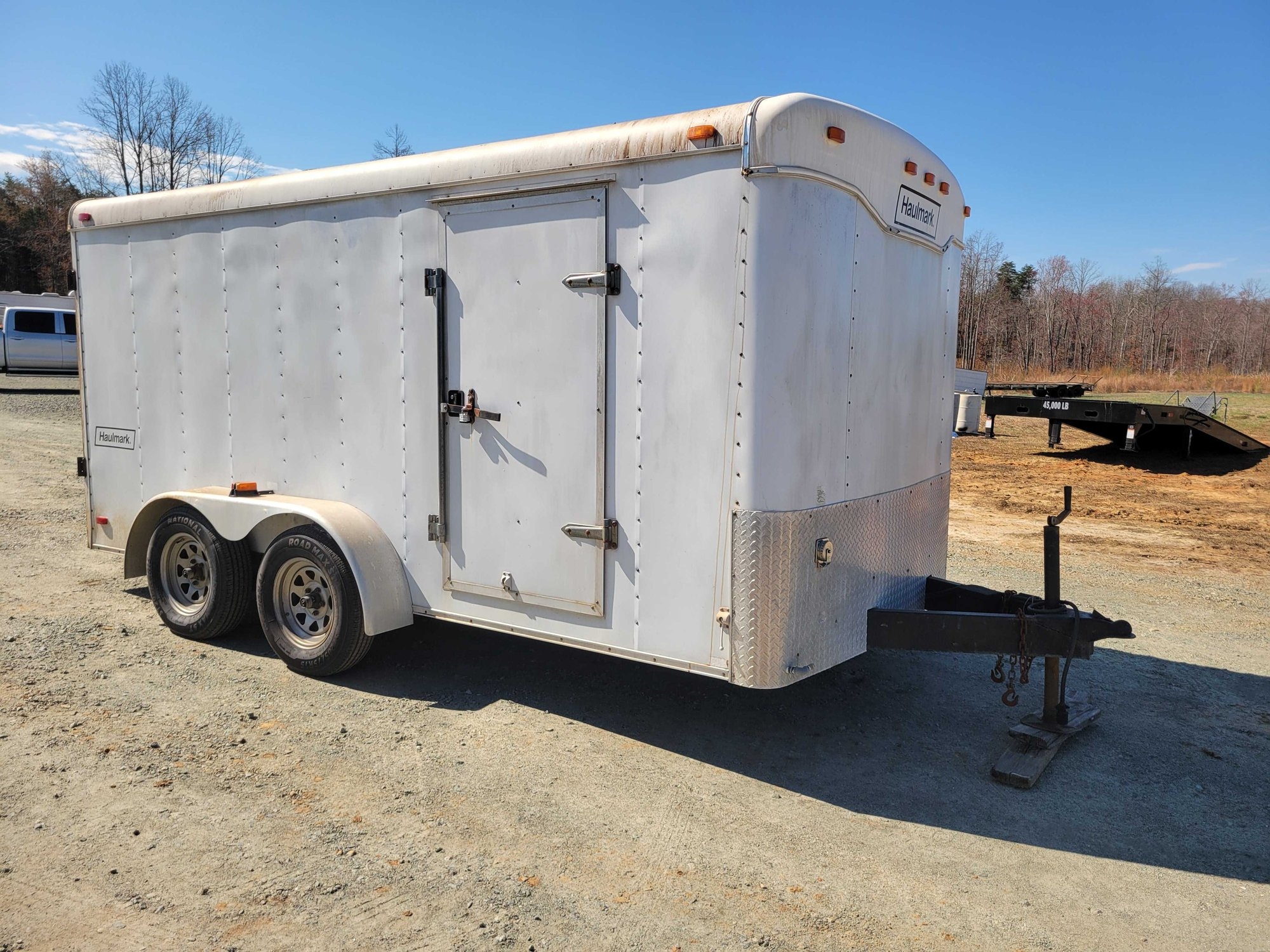 Enclosed Trailer with Lube System (A62613)