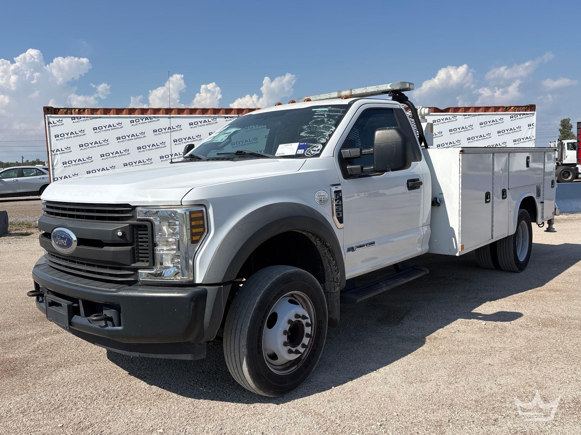 2019 Ford F-450 Liftmoore 1032 3,200lb. Crane Service Truck (A64556)