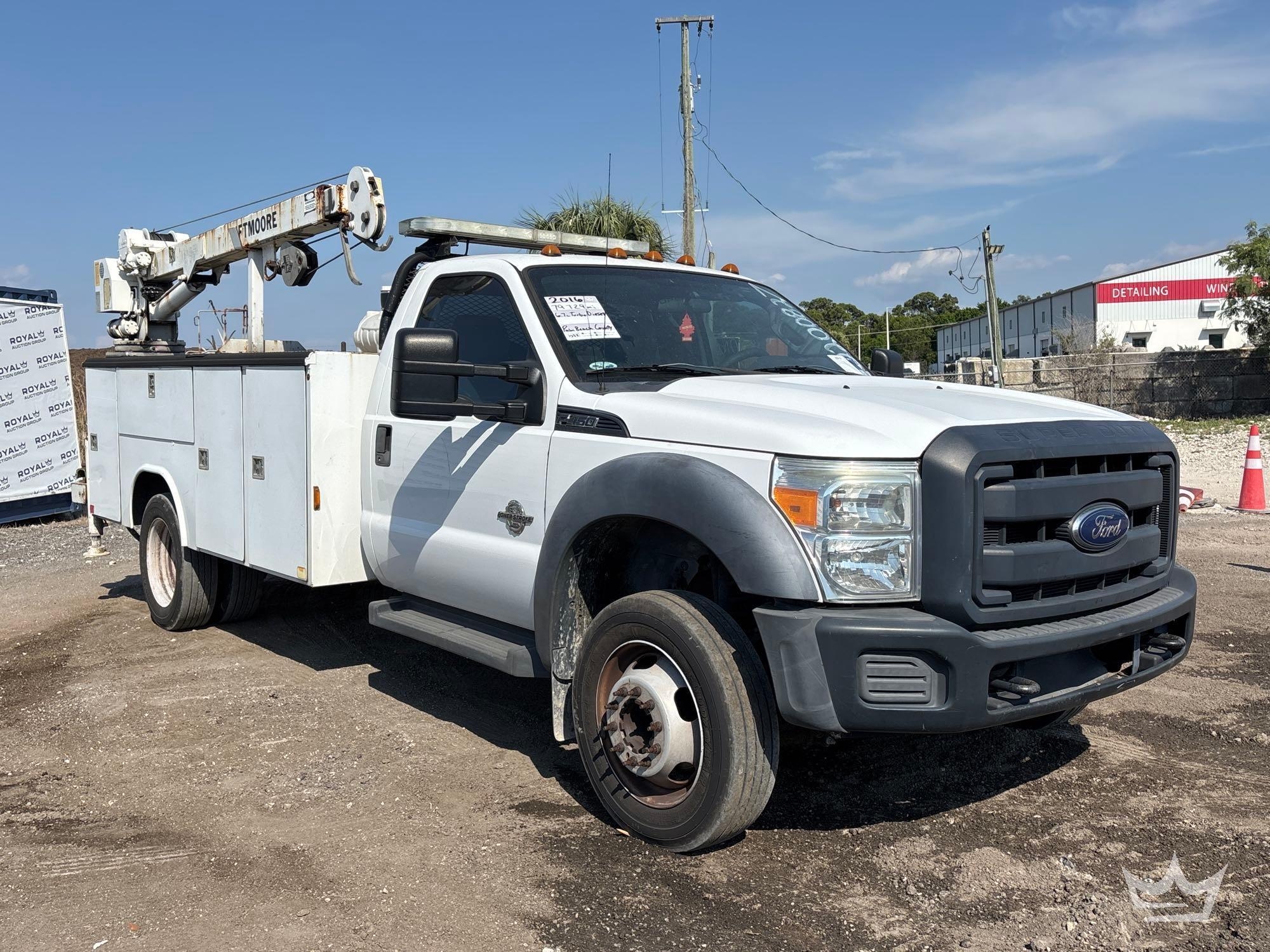 2016 Ford F-450 Liftmoore 2550 5,000lb. Crane Service Truck (A64556)