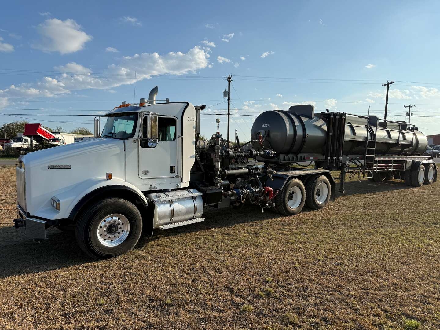 2019 KENWORTH T800 KILL TRUCK (A58214)