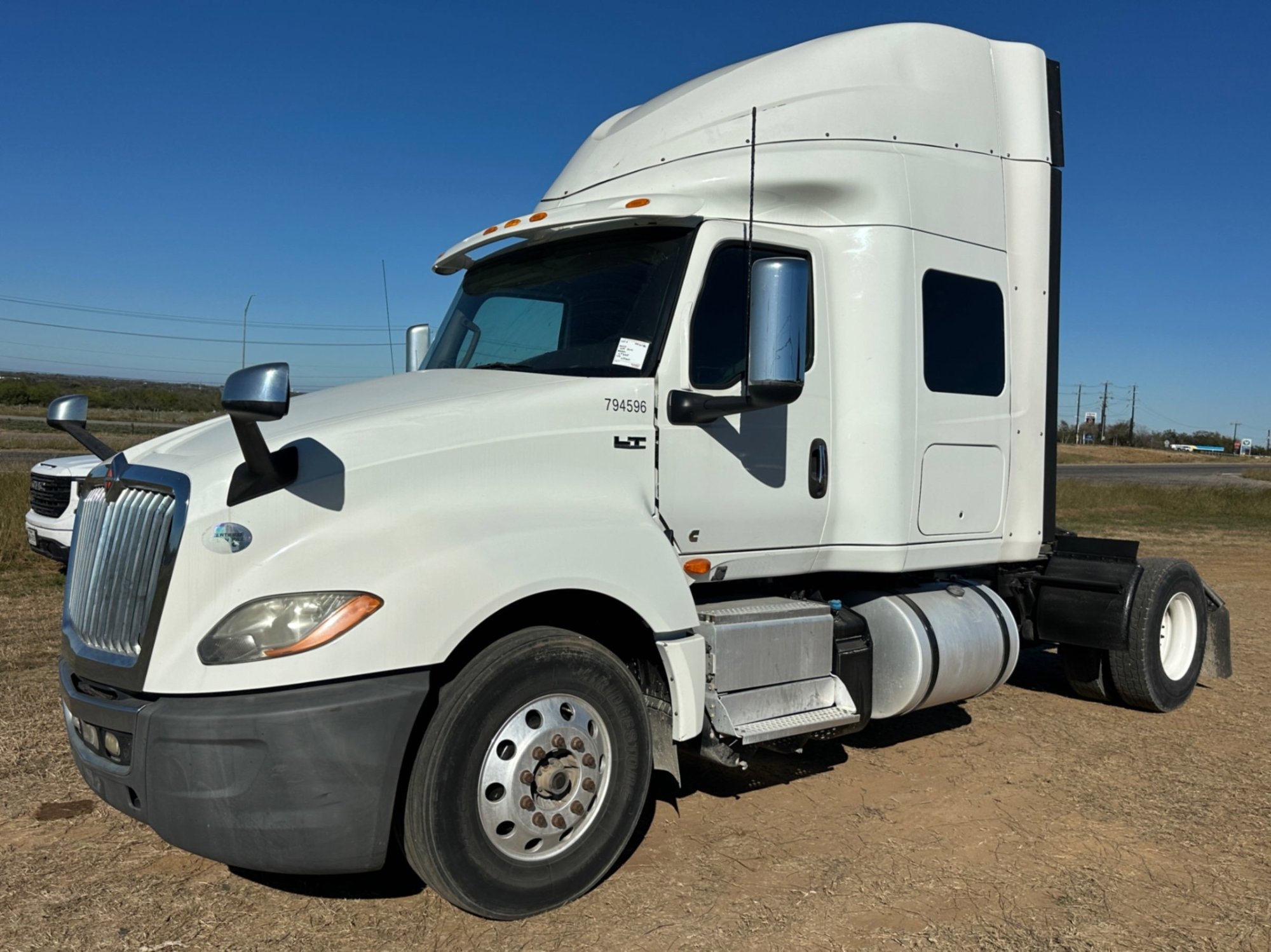 2019 INTERNATIONAL LT625 (A58214)