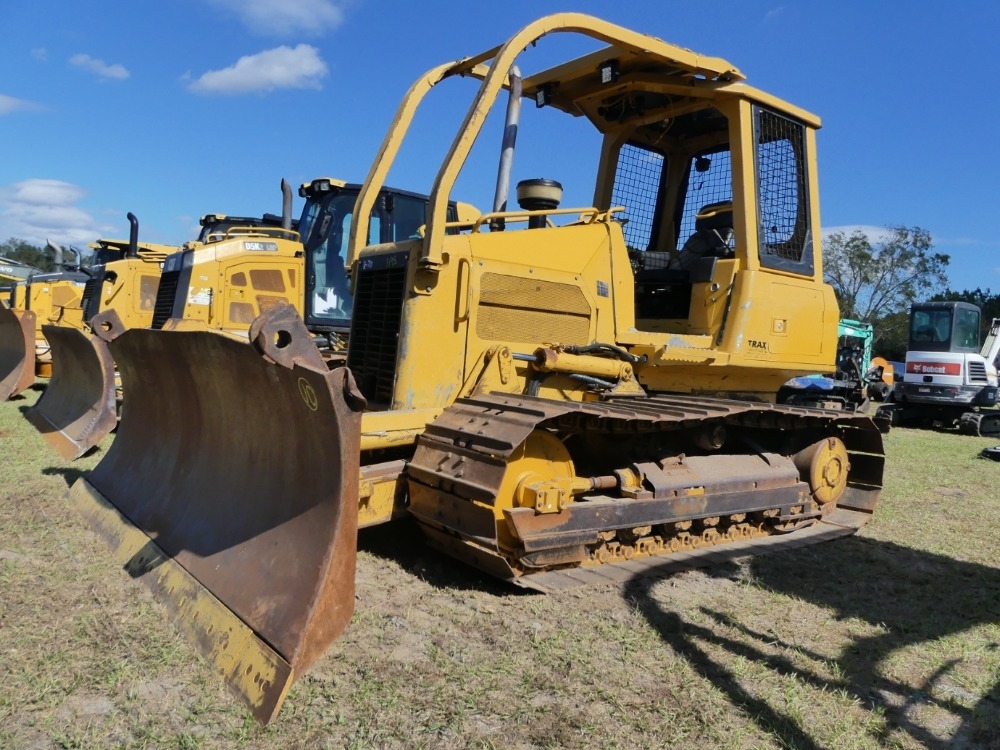 2004 Caterpillar D5G (A53317)
