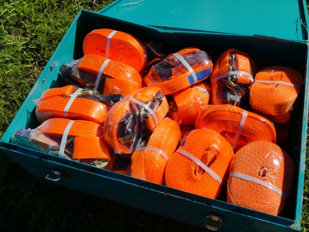 Box of Straps (A53316)